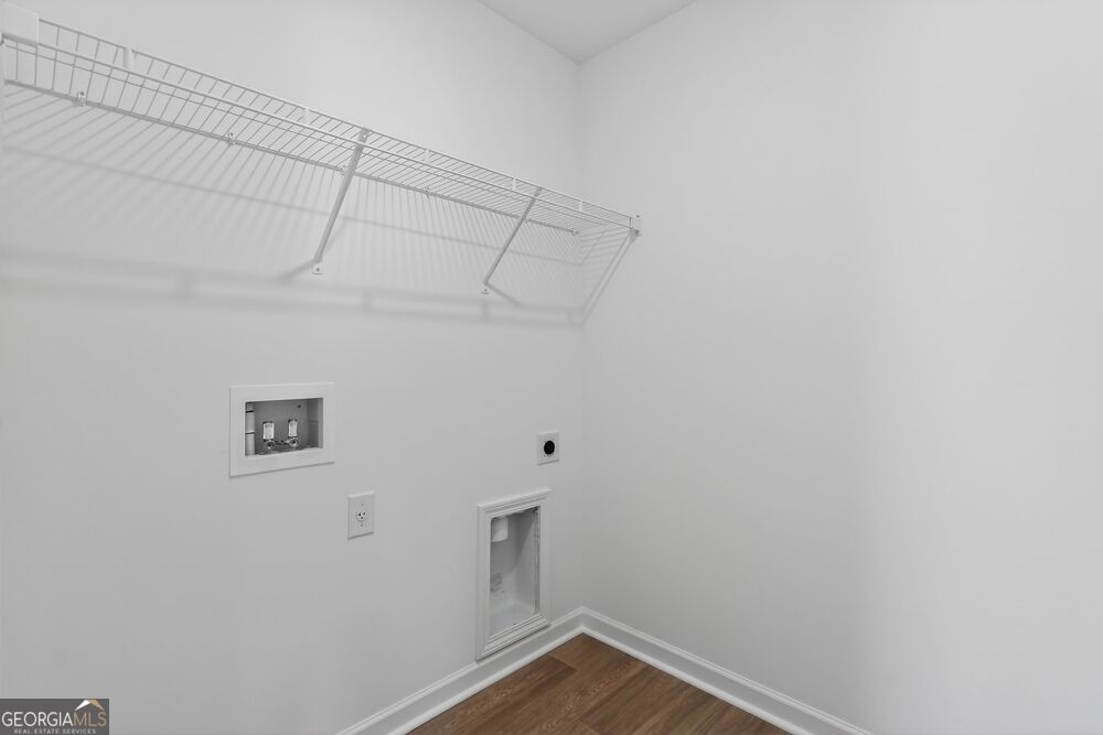 224 Groveton Court Property Photo 24