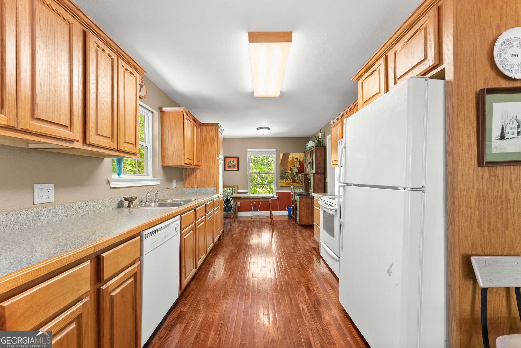 162 Greenview Court Property Photo 19