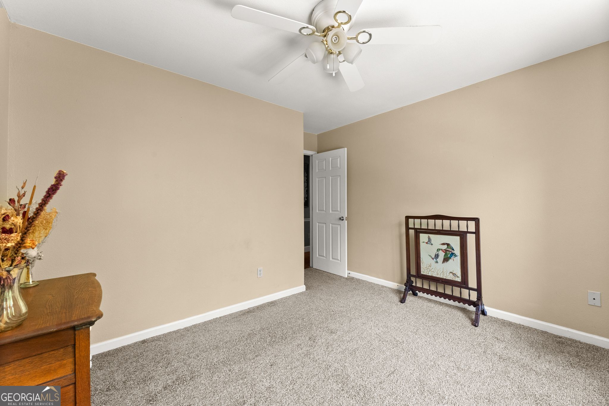 162 Greenview Court Property Photo 25