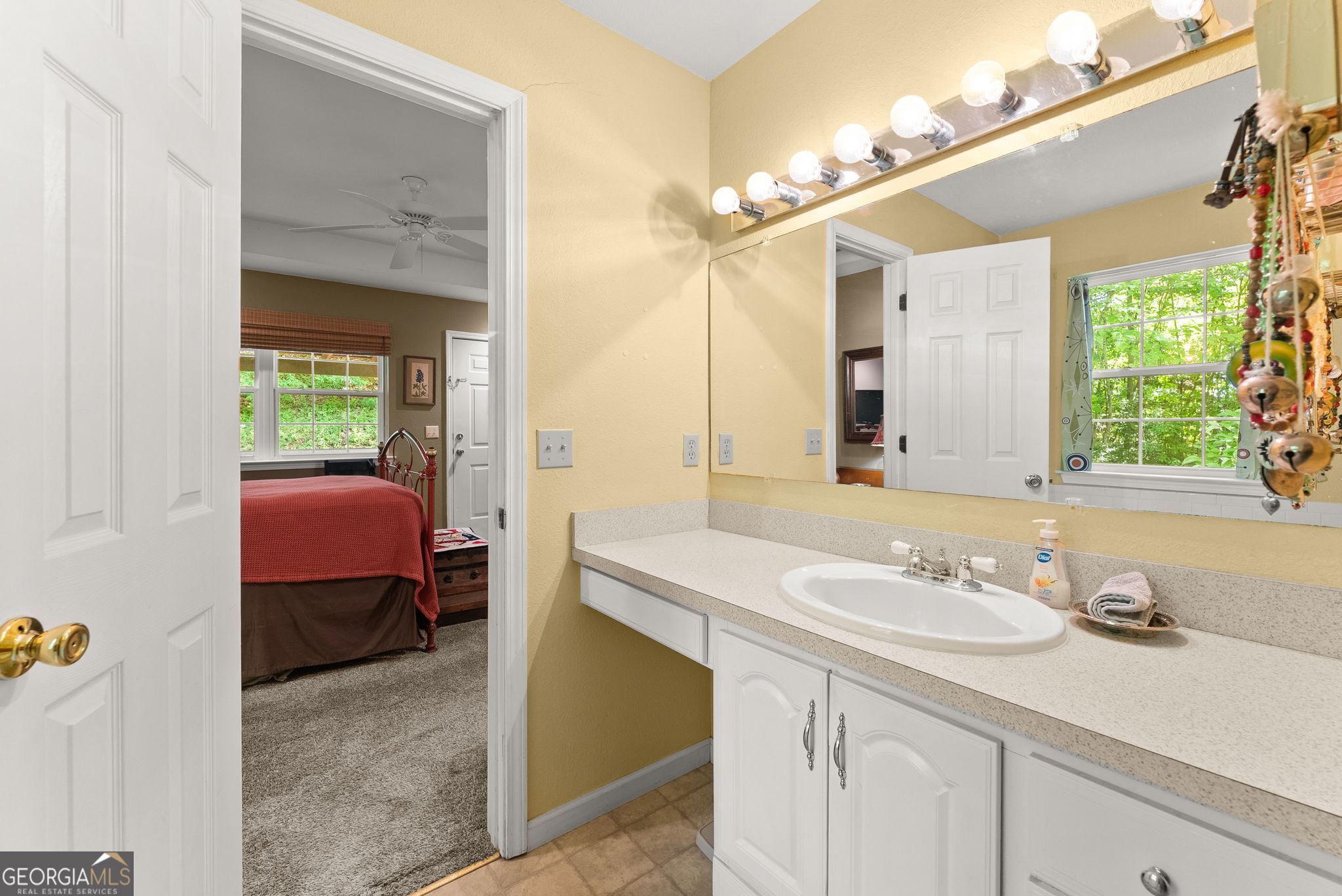 162 Greenview Court Property Photo 32