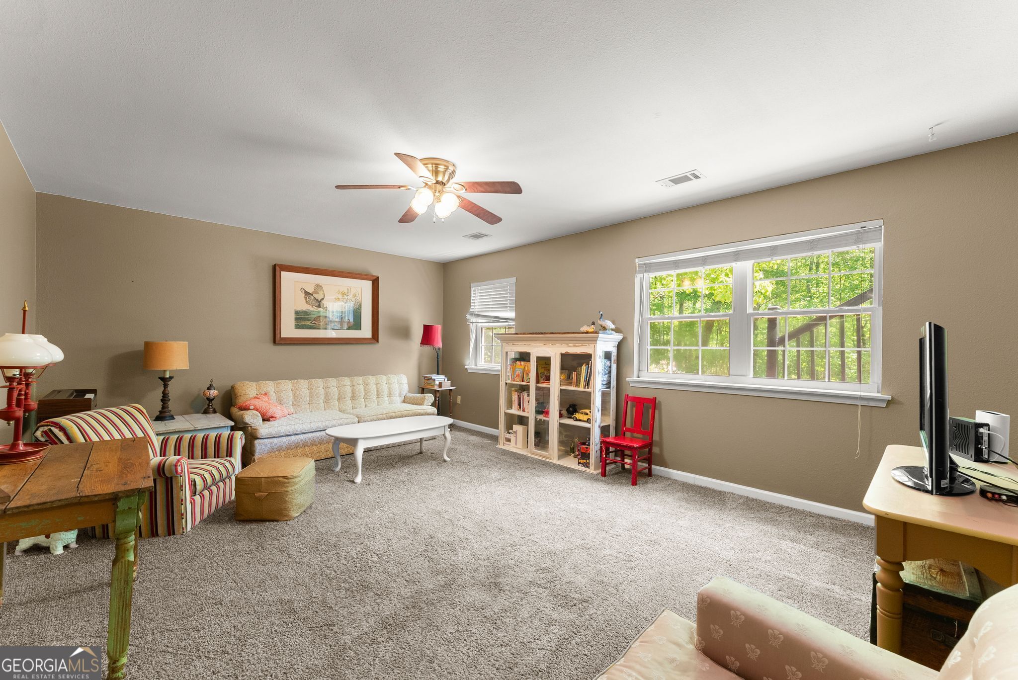 162 Greenview Court Property Photo 34