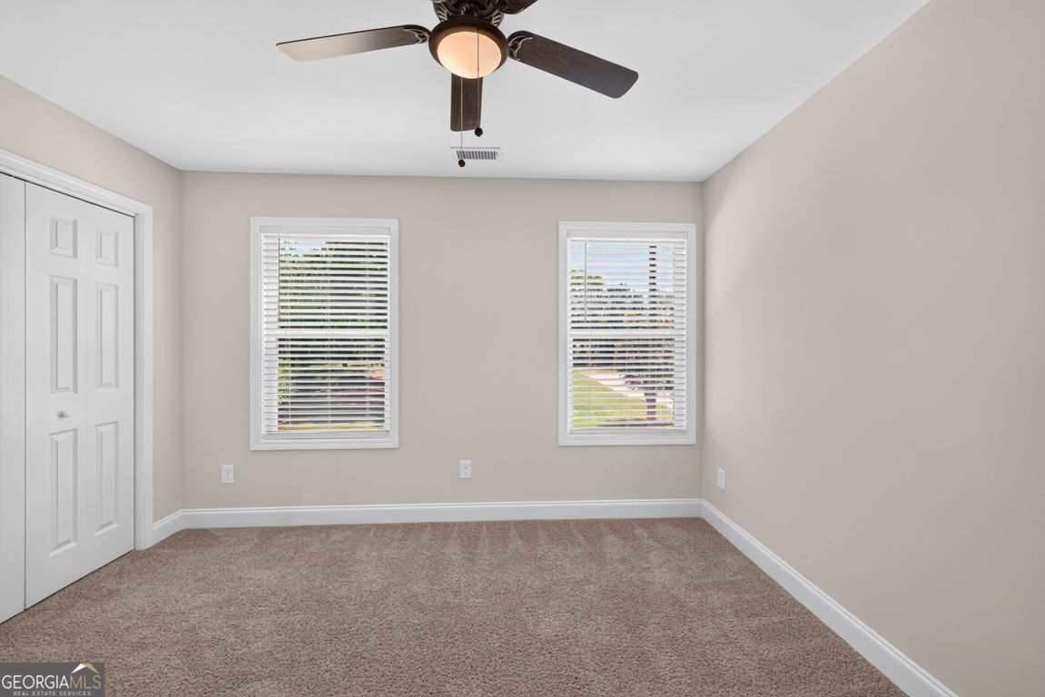 125 E 5th Street Property Photo 26