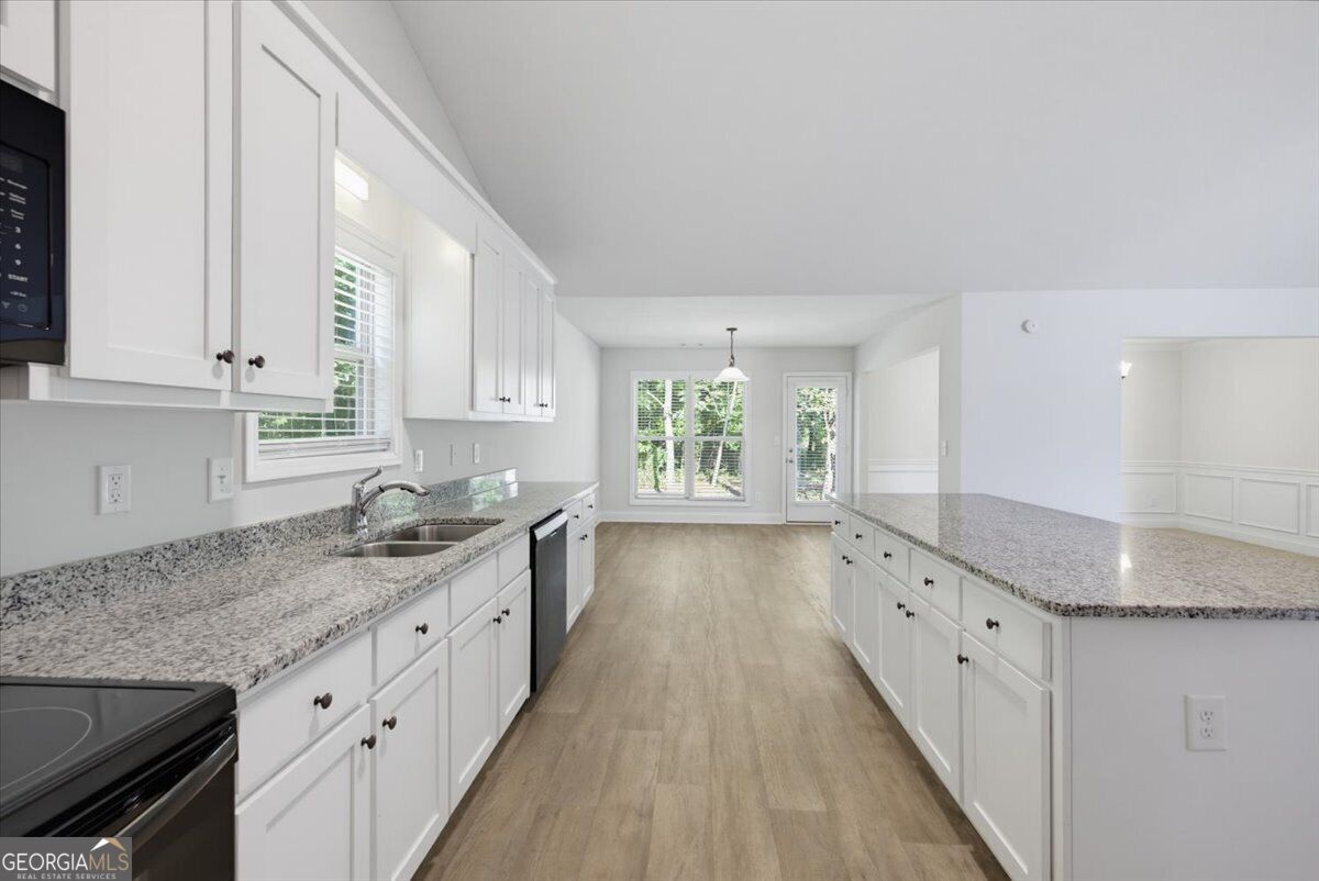 2320 Spring Brook Drive Property Photo 18
