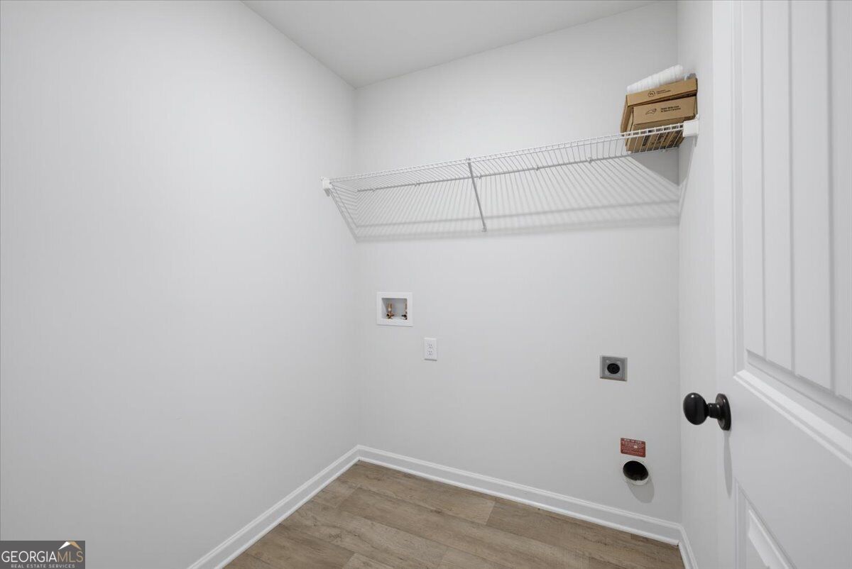 2320 Spring Brook Drive Property Photo 31
