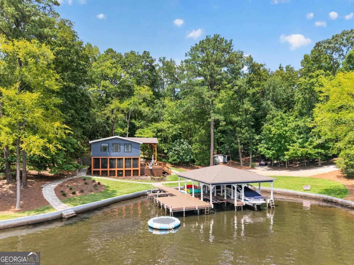 966 Dennis Station Road Property Photo 1