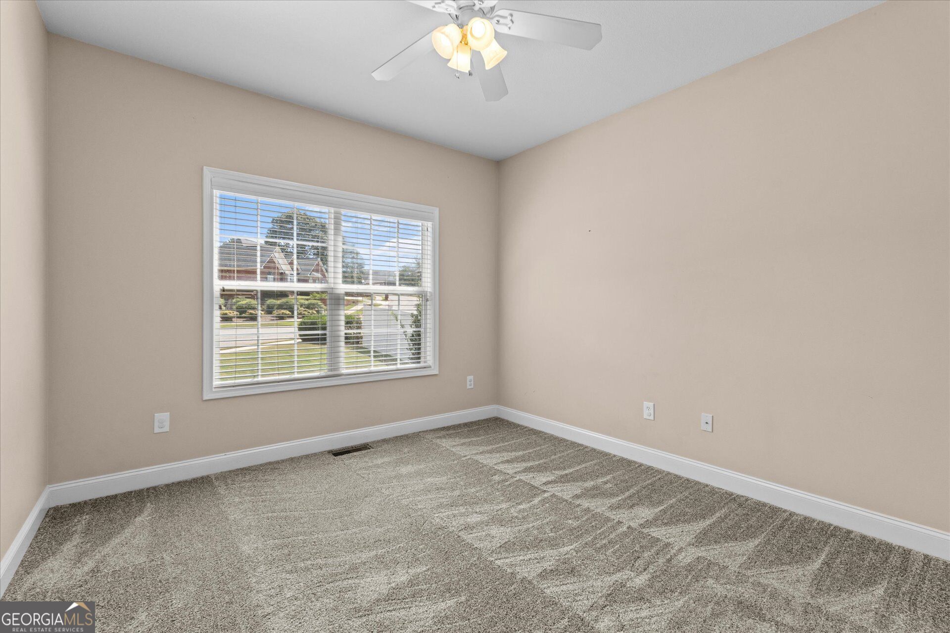 112 Orion Terrace Property Photo 39