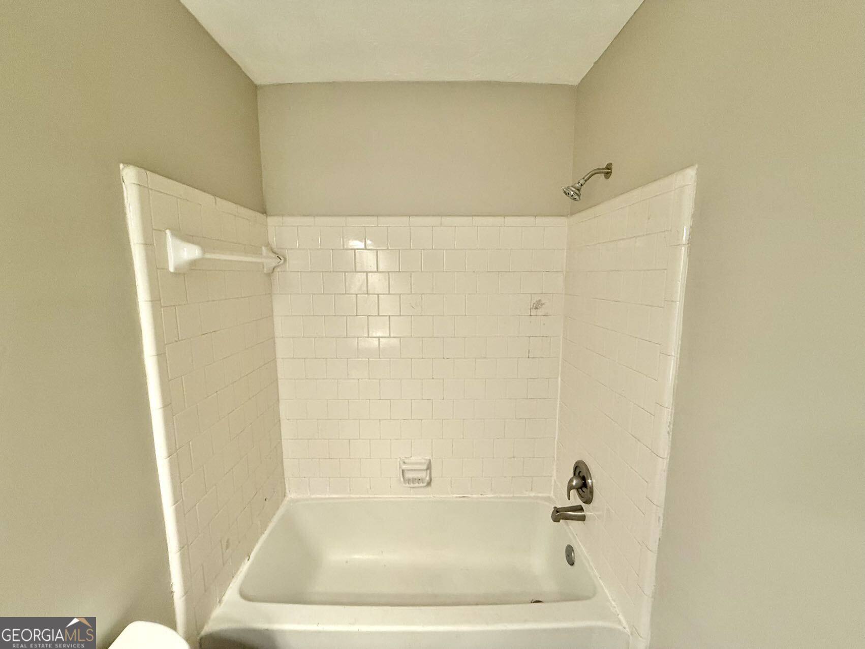 2777 New South Drive Property Photo 13