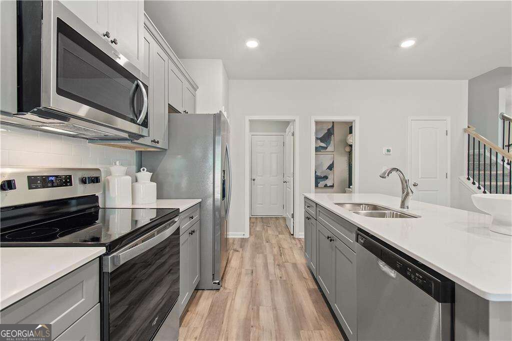 651 Treasure Drive Property Photo 10