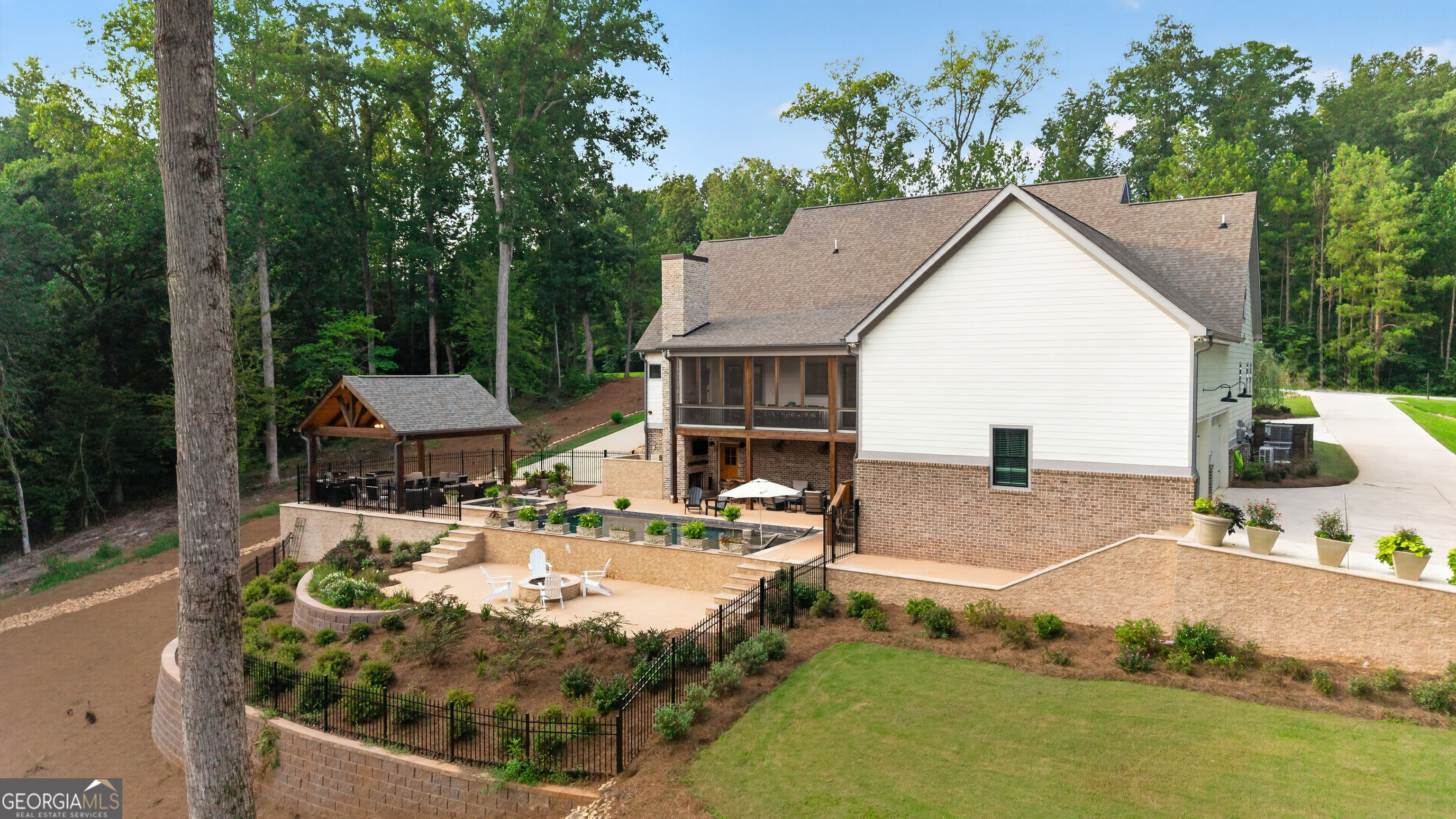 109 Forest Pointe Drive Property Photo 8