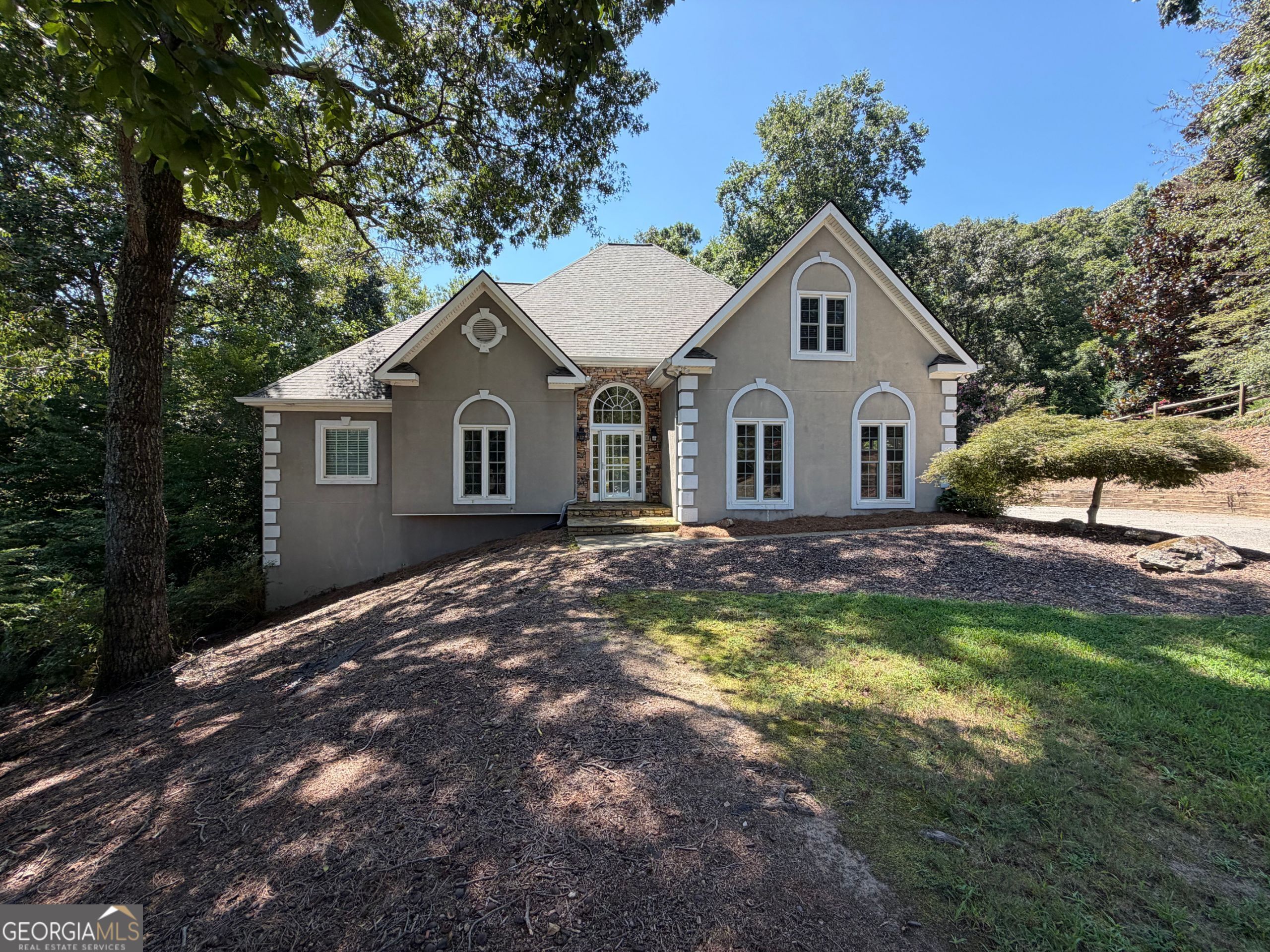 3320 Sweetwater Drive Property Photo 1