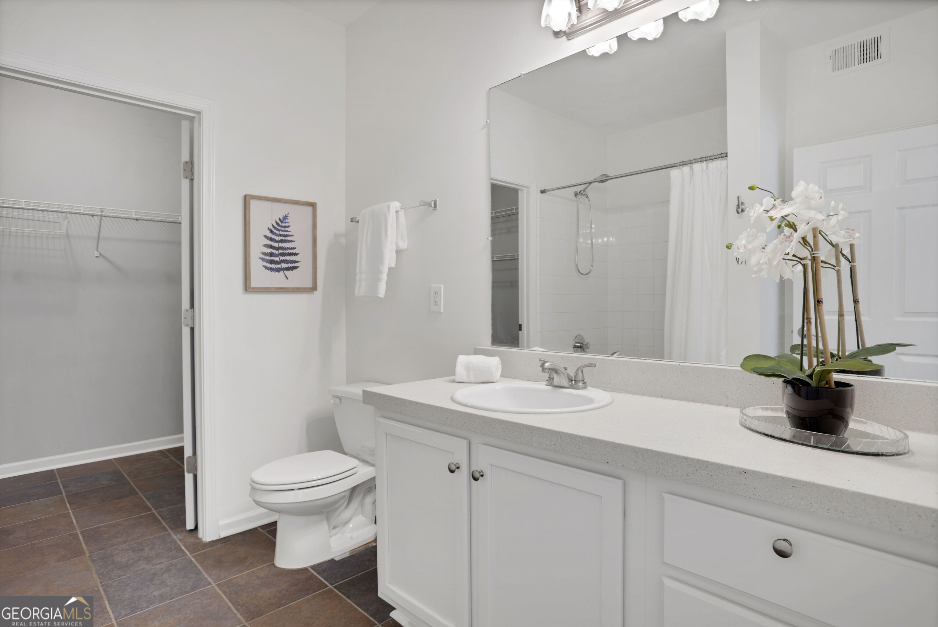 2700 Pine Tree Road Ne # 1017 Property Photo 23