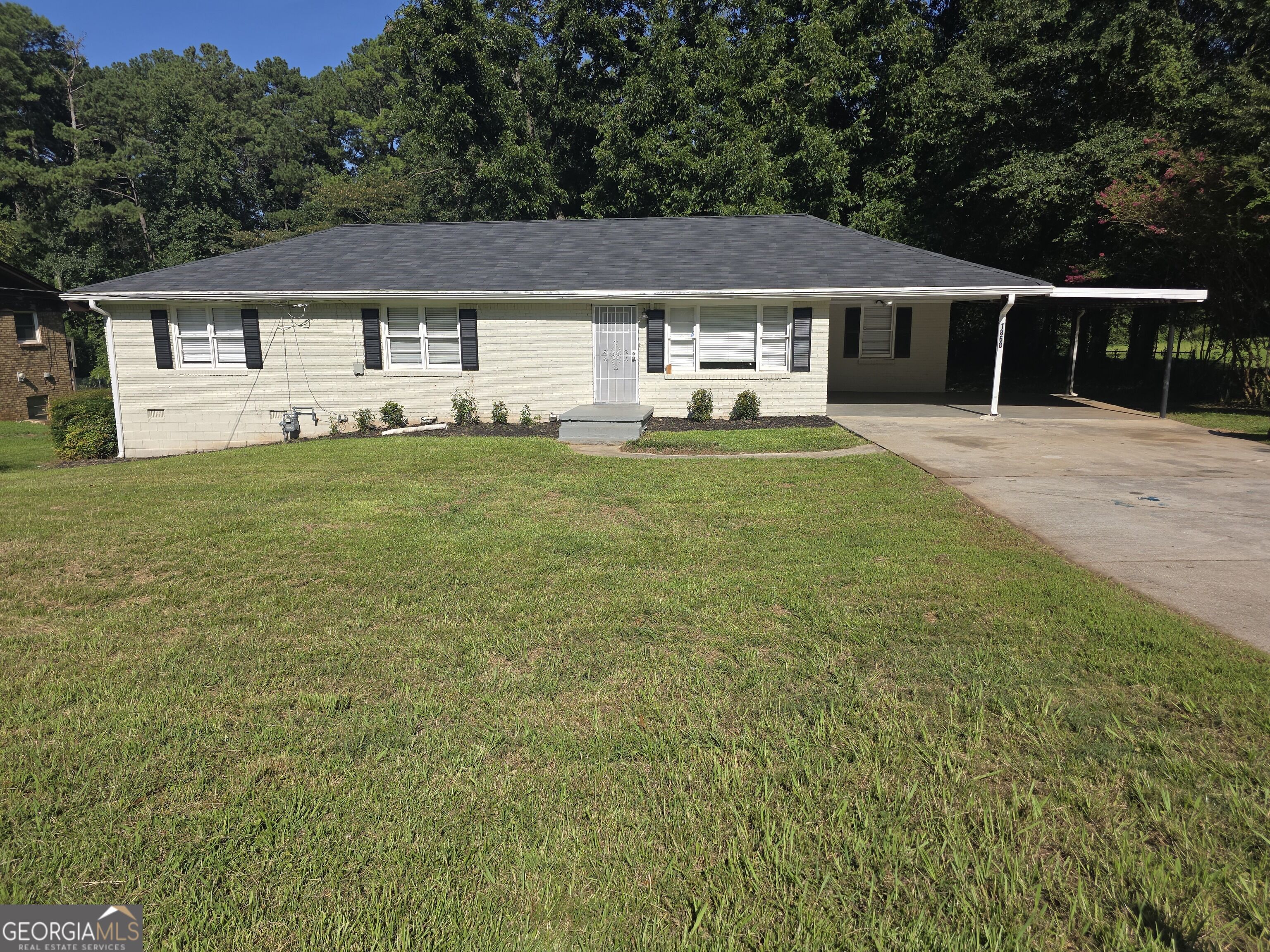 1868 Mclain Lane Property Photo 1