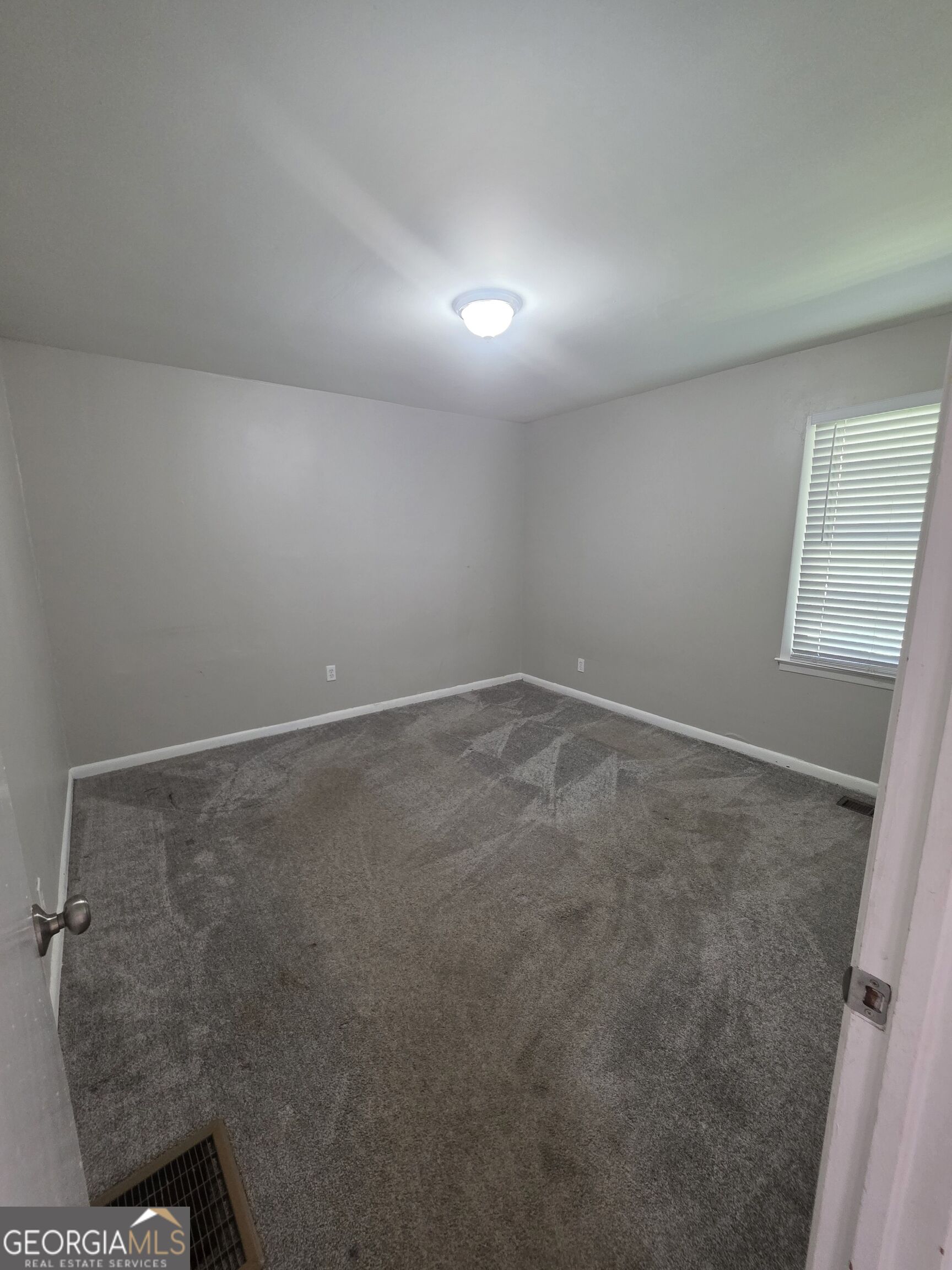 1868 Mclain Lane Property Photo 11