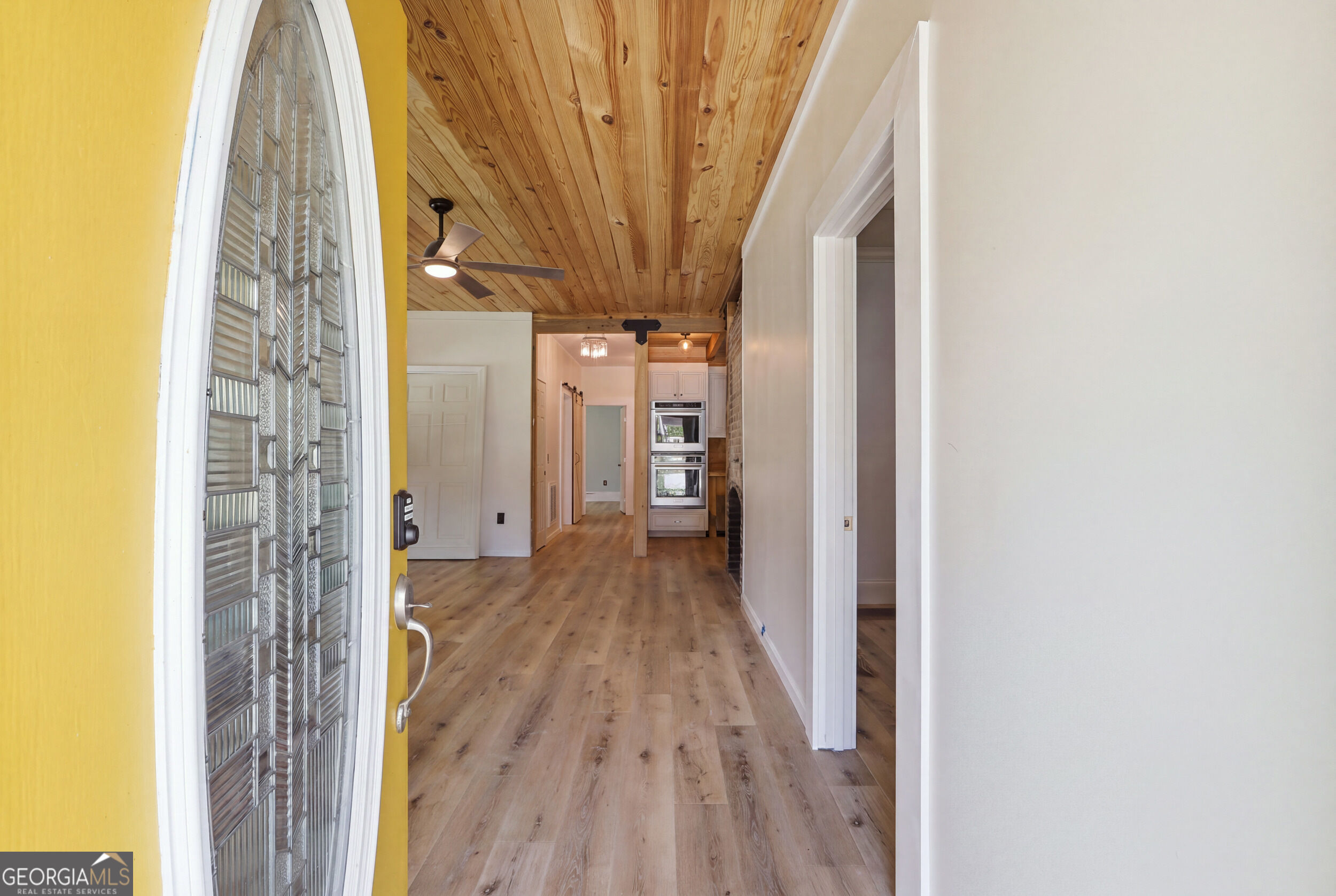 334 E Tugalo Street Property Photo 6