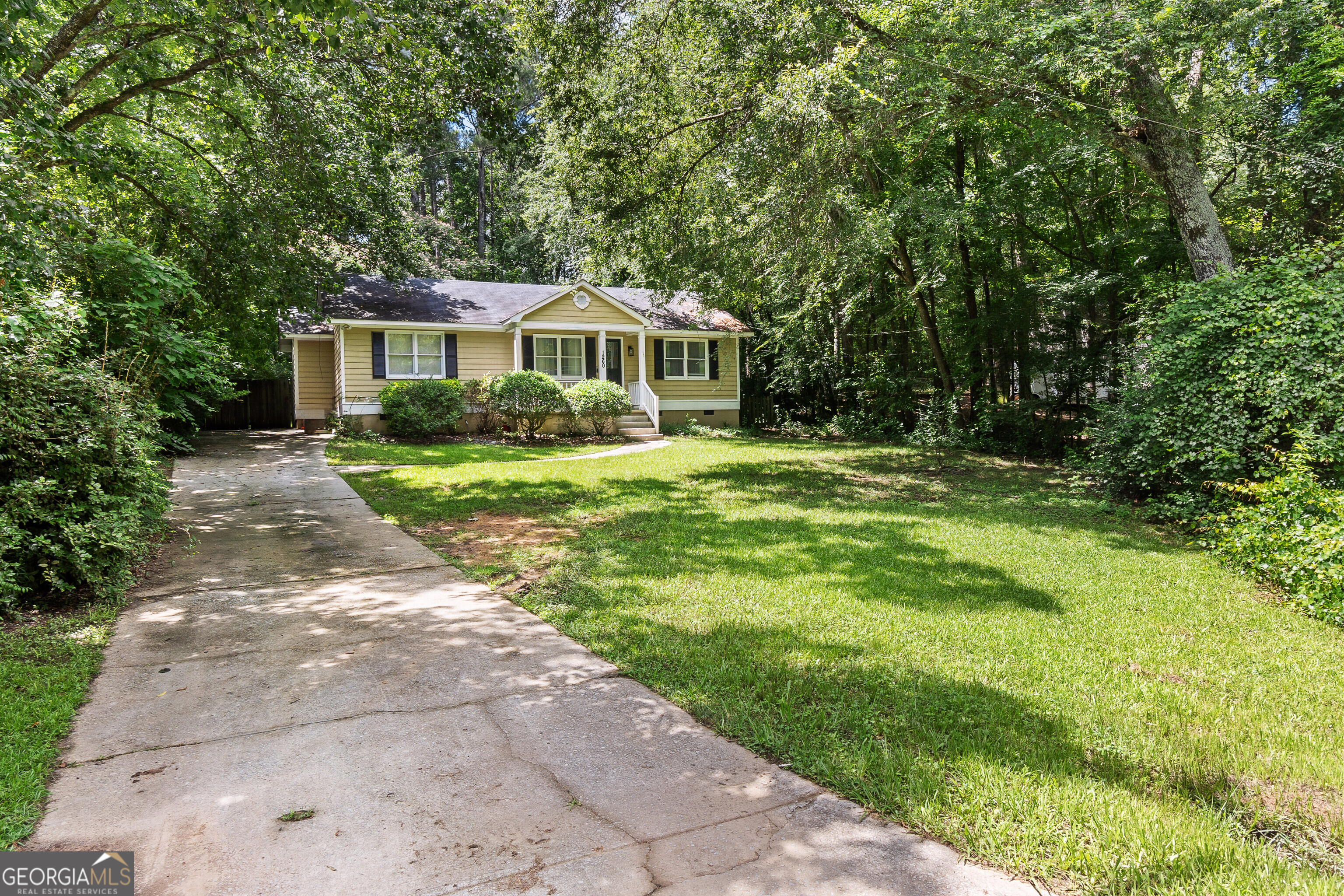 1260 Greentree Parkway Property Photo 2