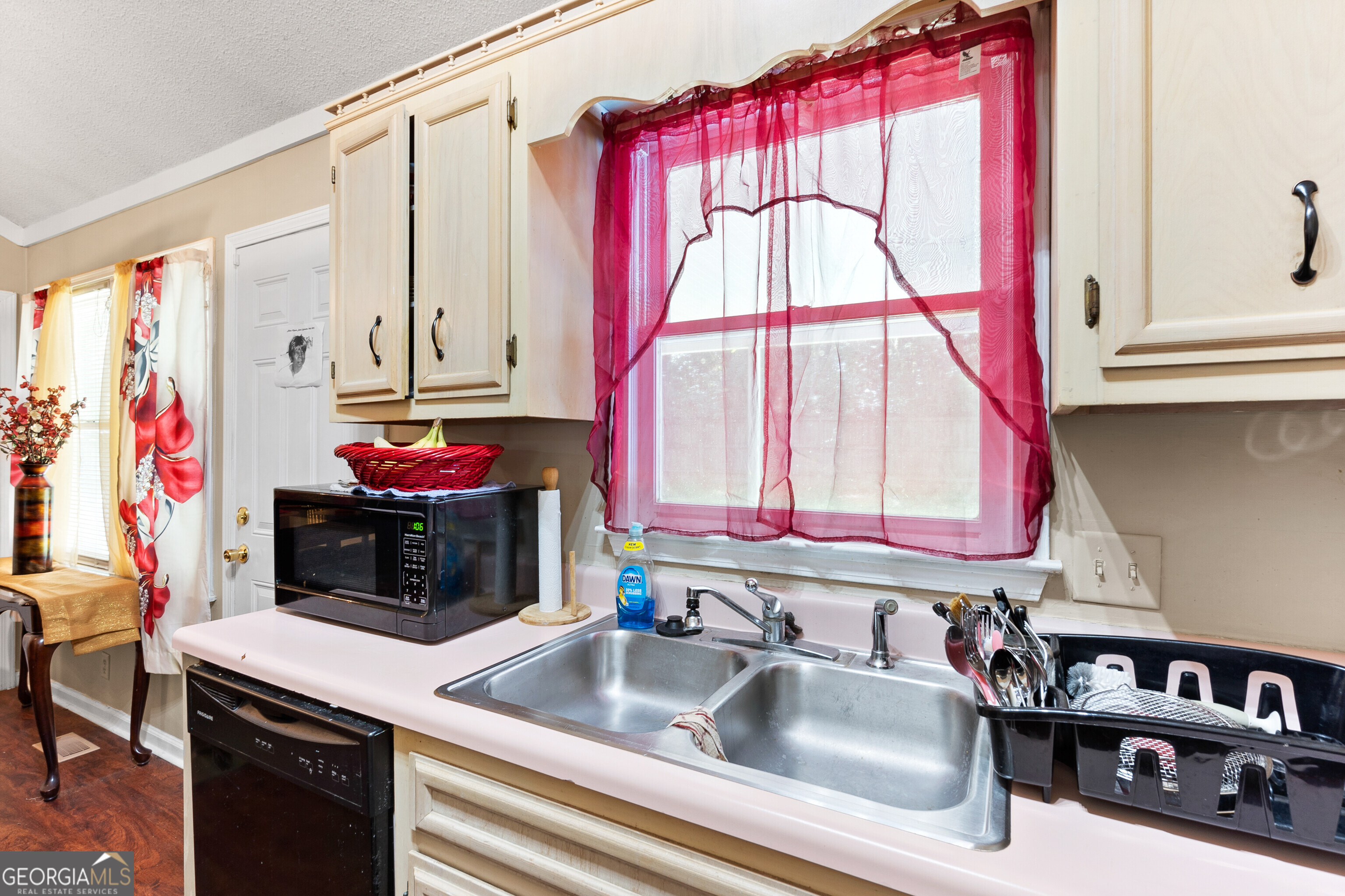 1260 Greentree Parkway Property Photo 11