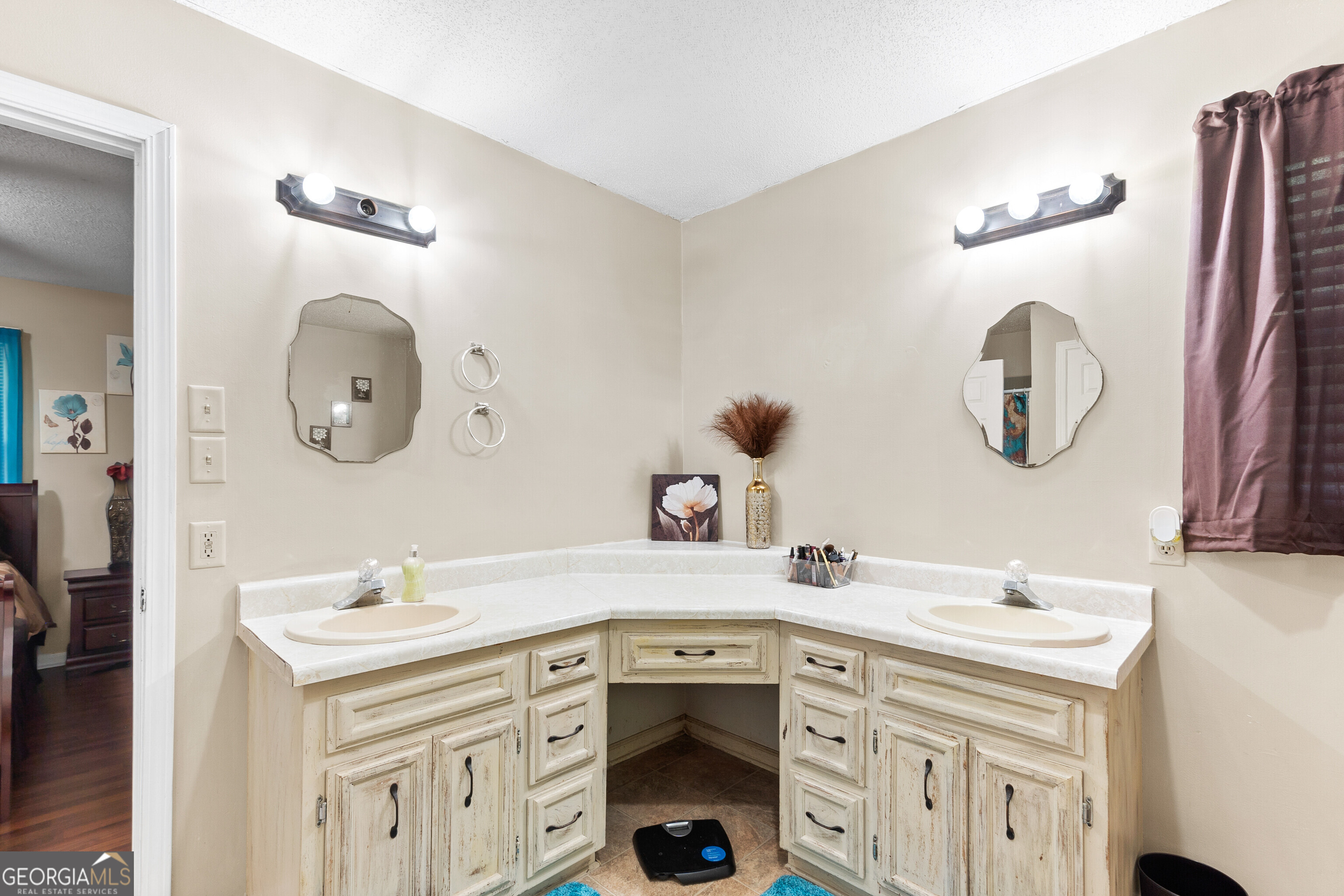 1260 Greentree Parkway Property Photo 15