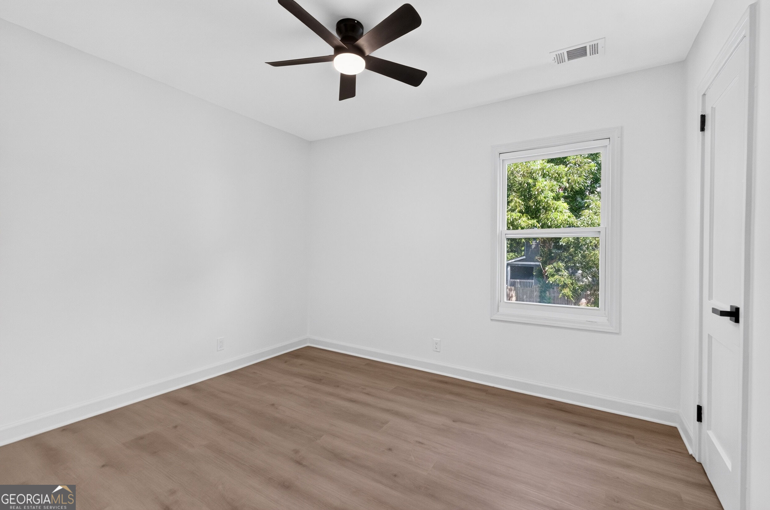 227 Upshaw Street Sw Property Photo 24
