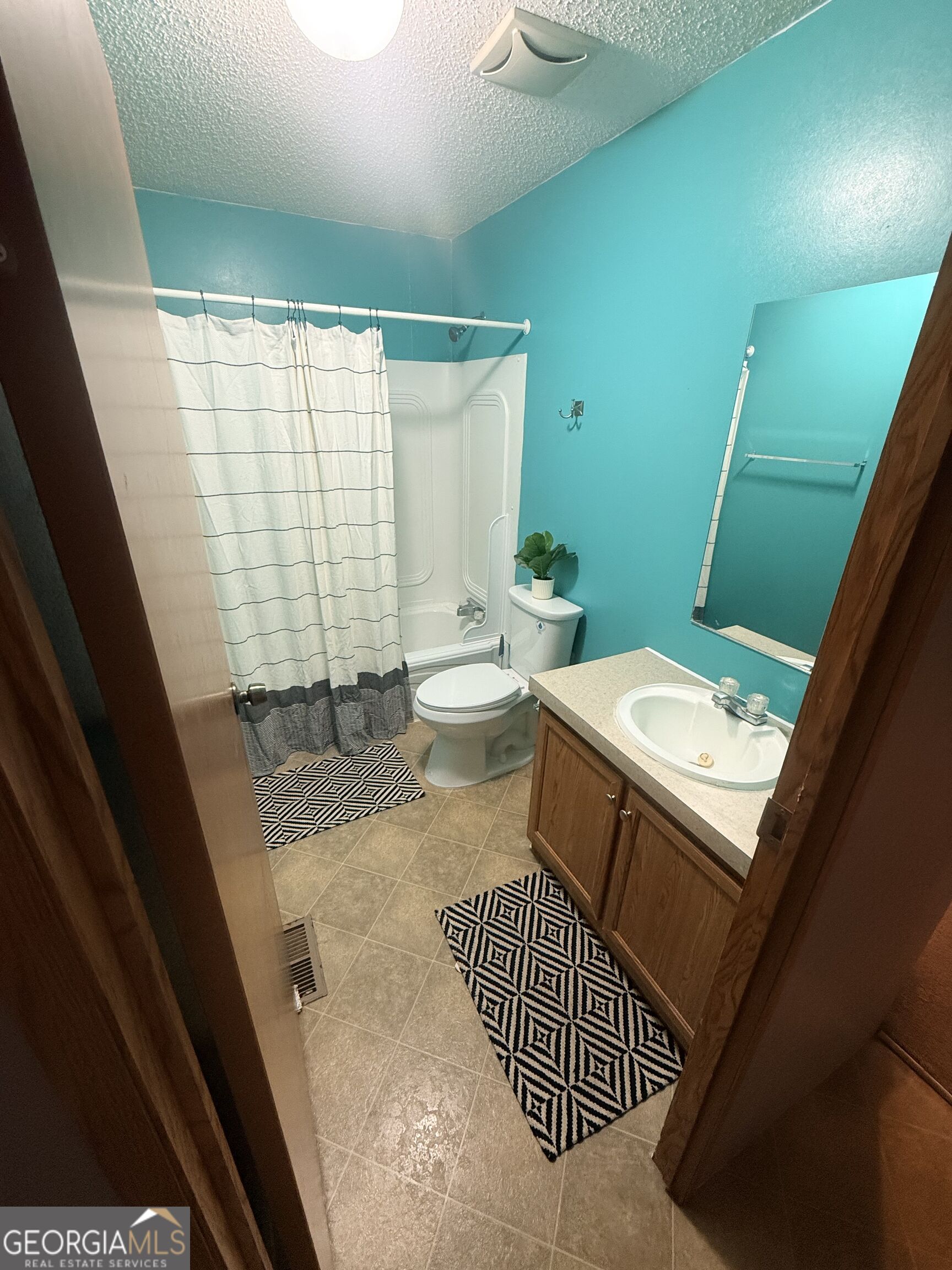 84 Skyland Drive E Property Photo 15
