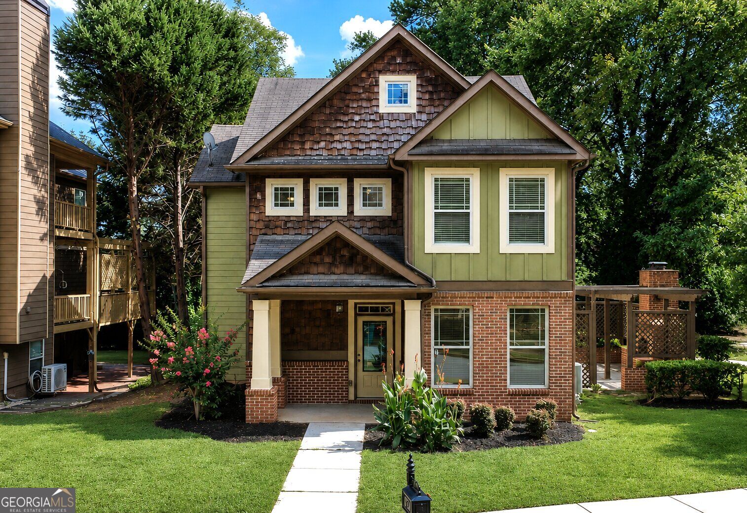 44 Magnolia Parkway Property Photo 1