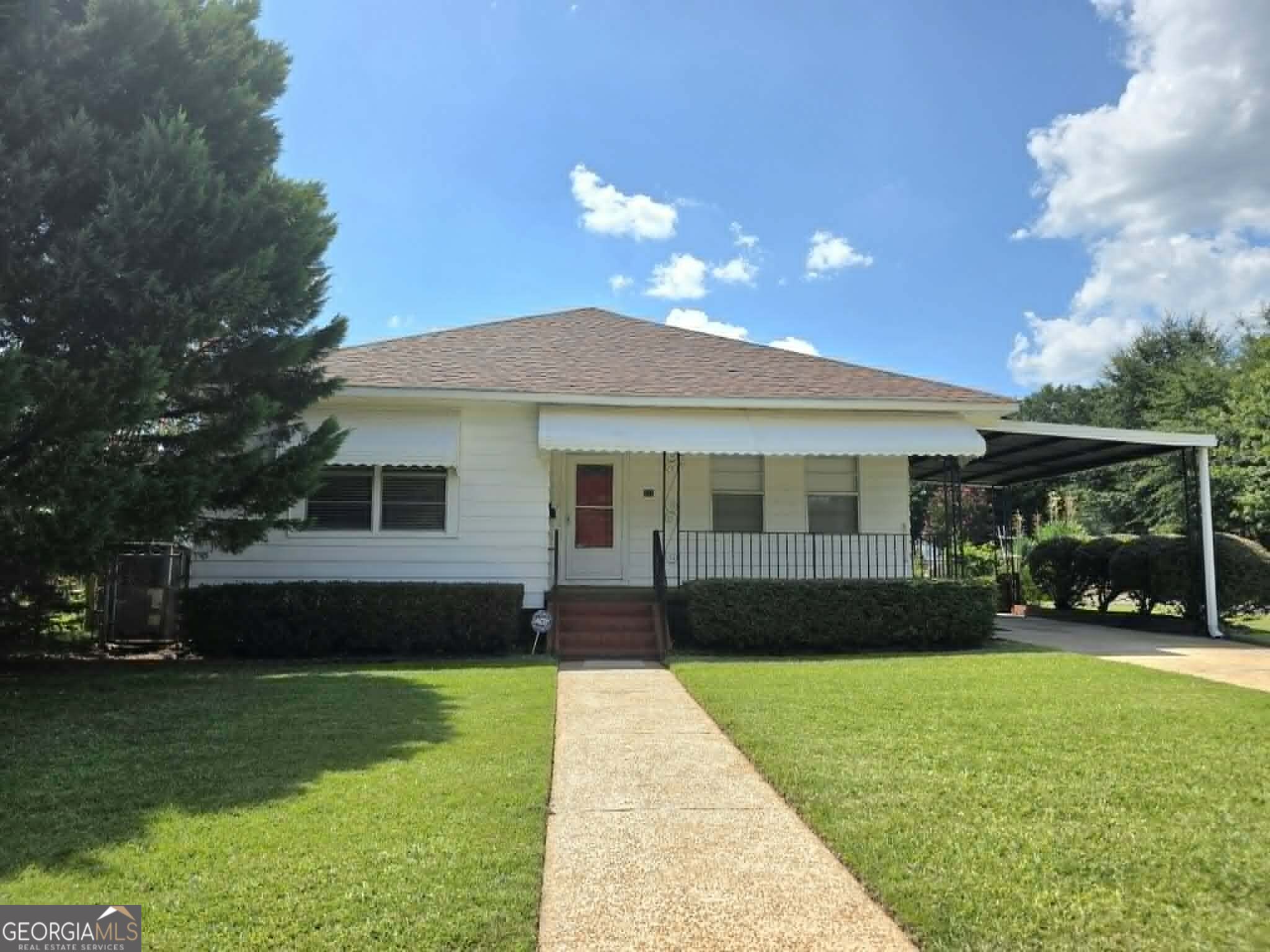 201 C Street Property Photo 2