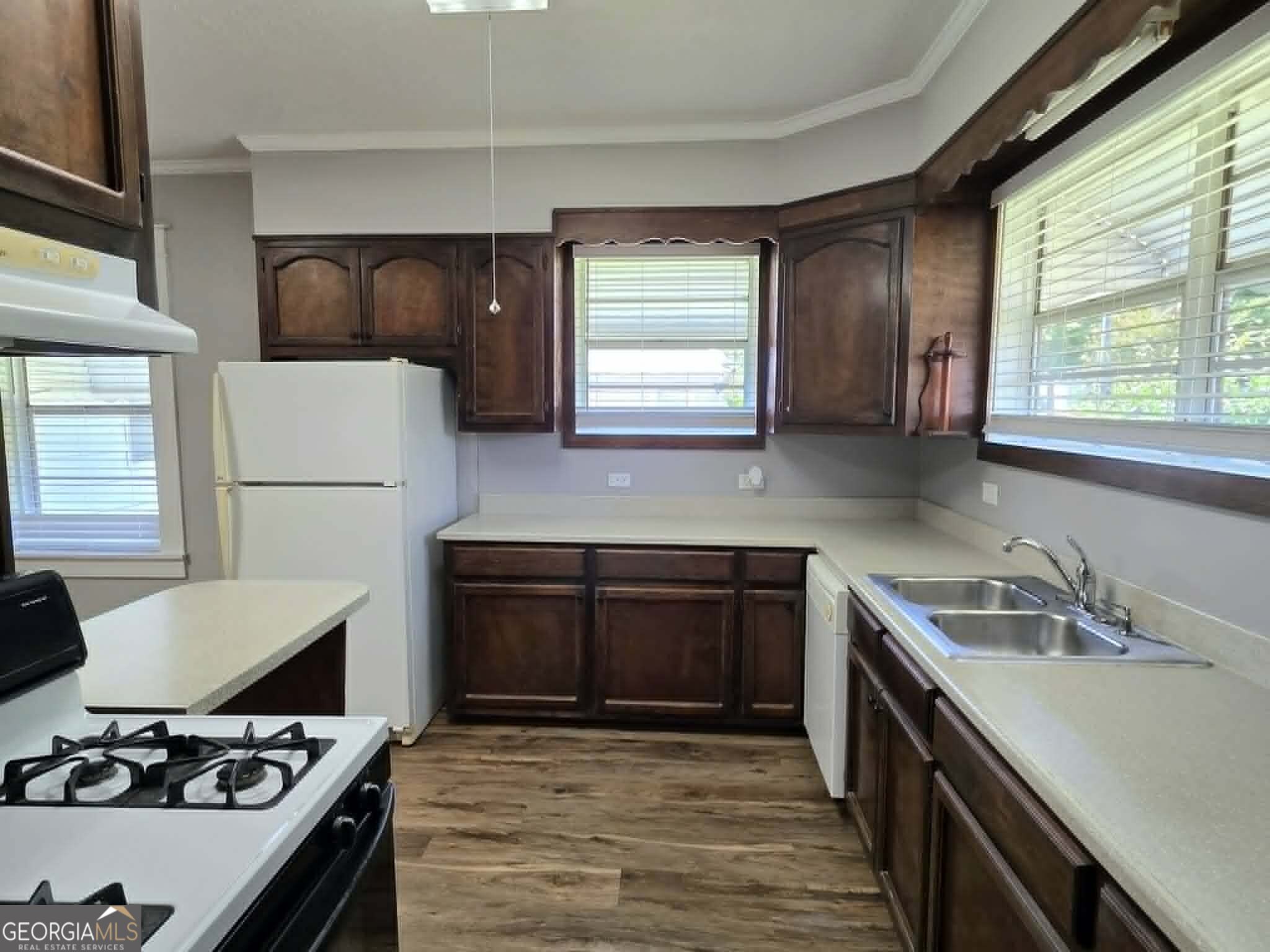 201 C Street Property Photo 16