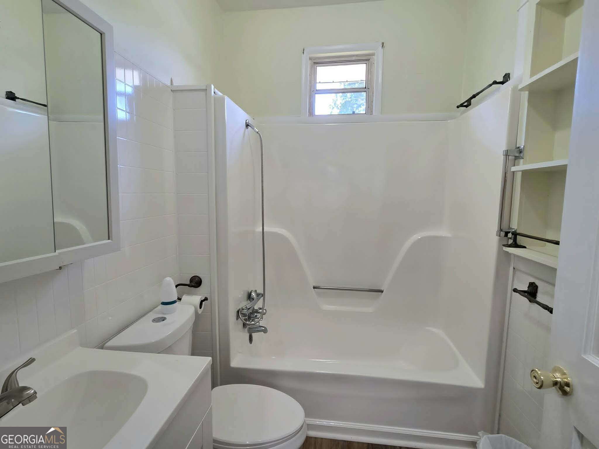 201 C Street Property Photo 25