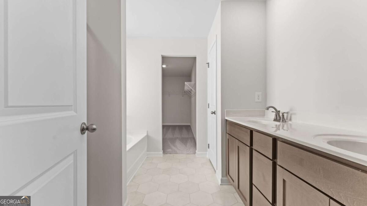 341 Bloomfield Circle Property Photo 14