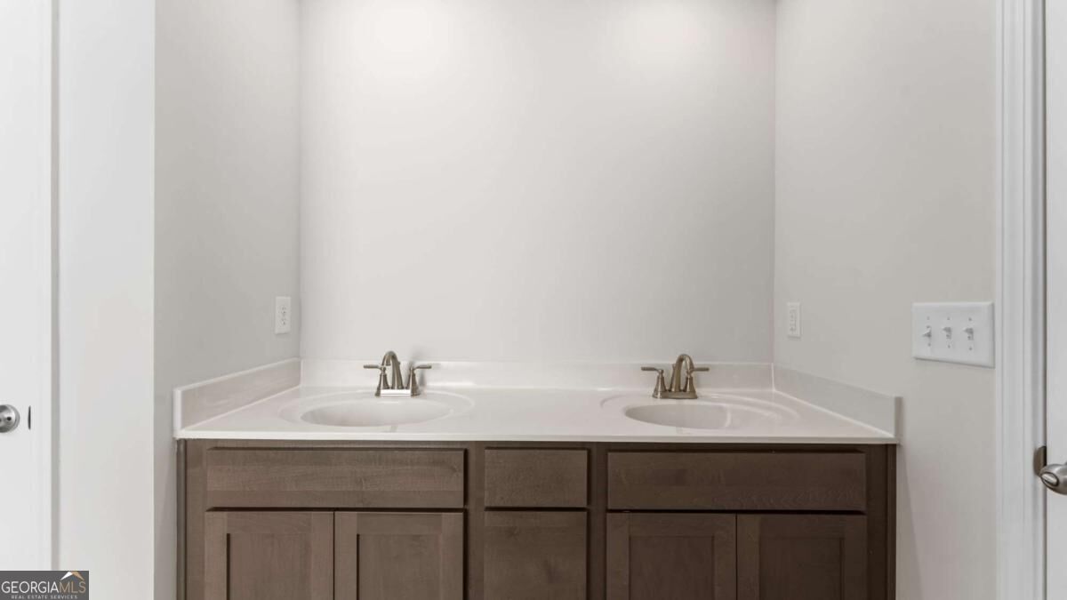 341 Bloomfield Circle Property Photo 15