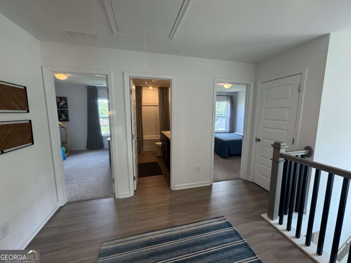 341 Bloomfield Circle Property Photo 18