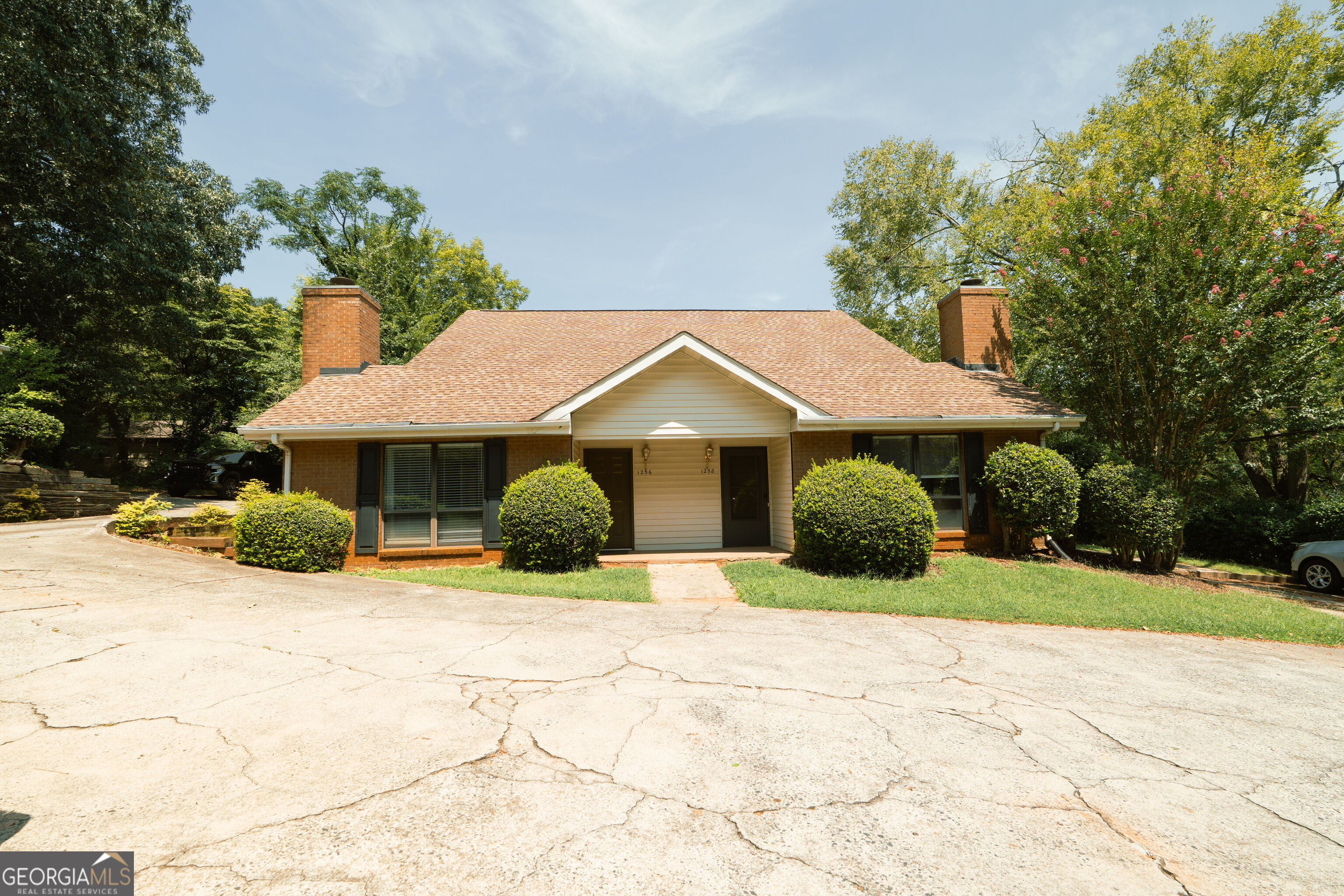1256 Minhinette Drive Property Photo 1
