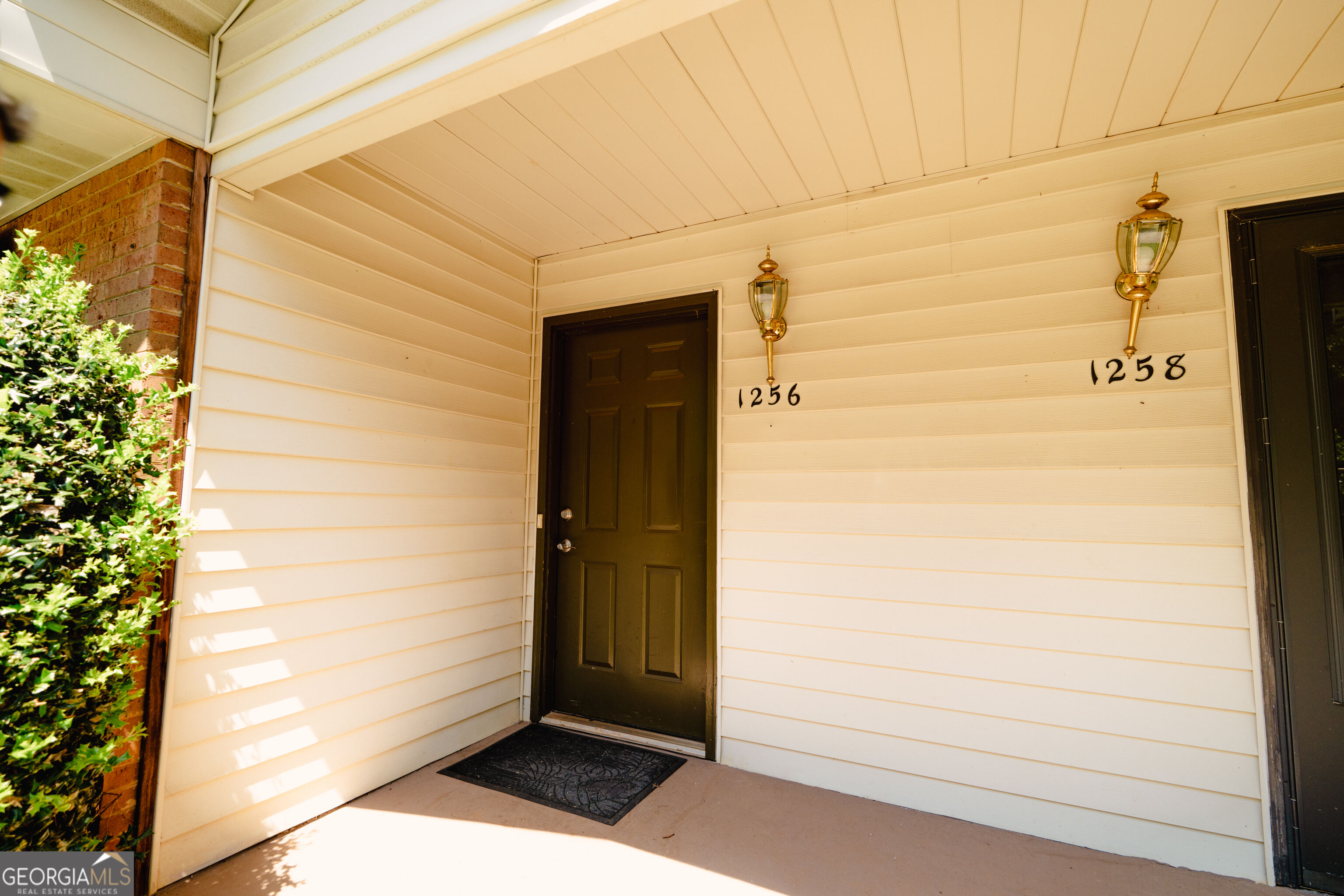 1256 Minhinette Drive Property Photo 2