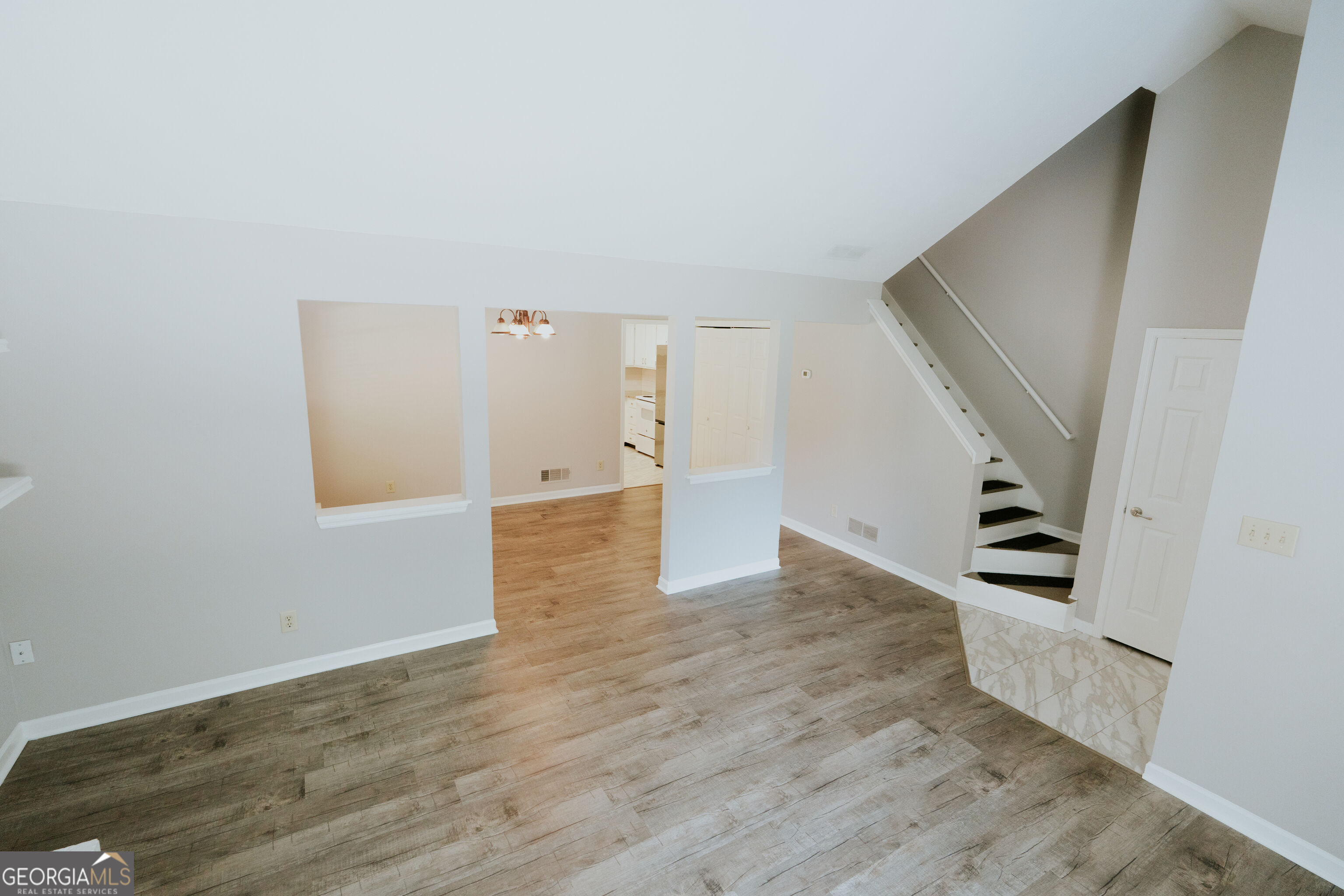 1256 Minhinette Drive Property Photo 9