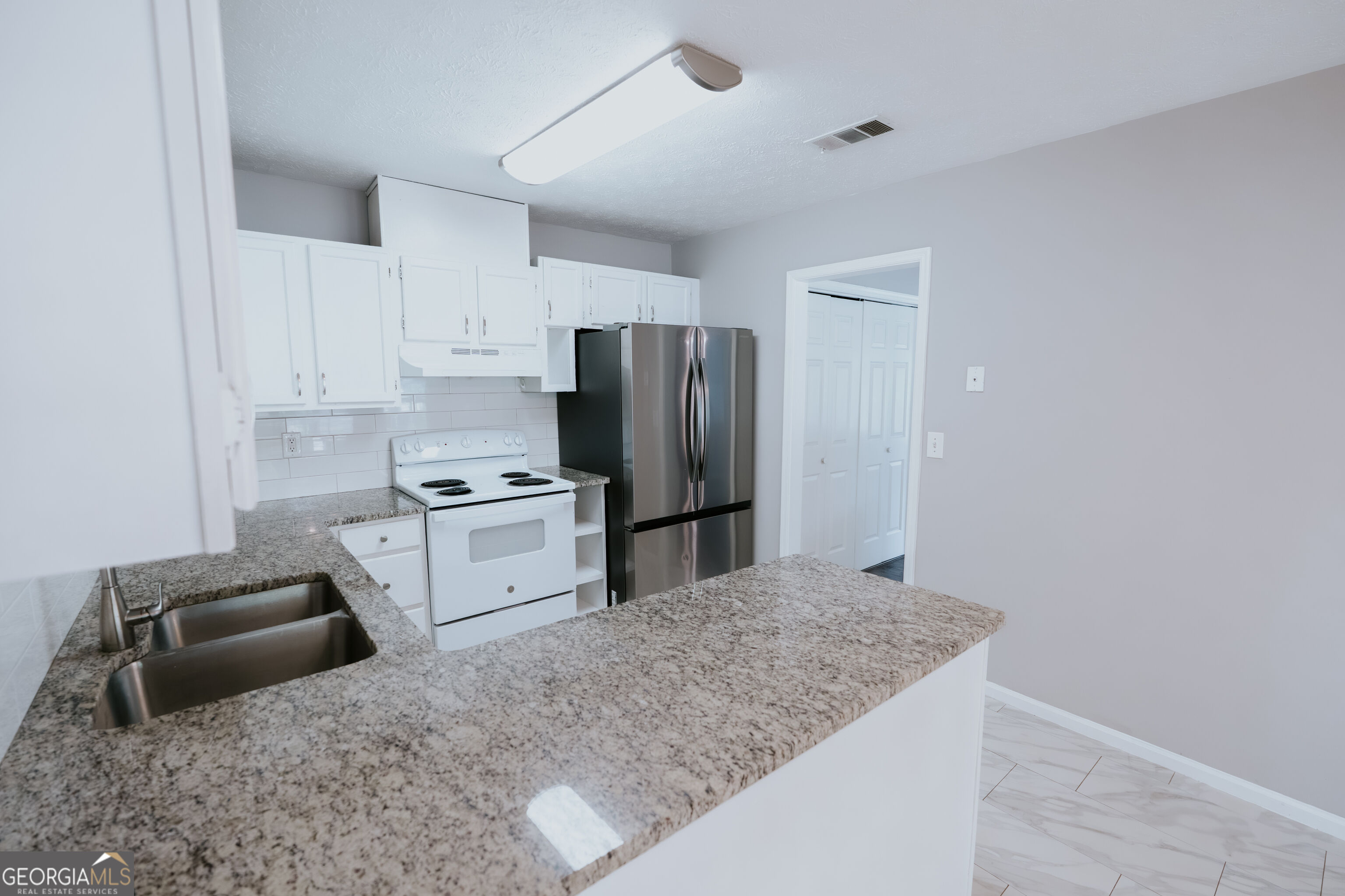 1256 Minhinette Drive Property Photo 18