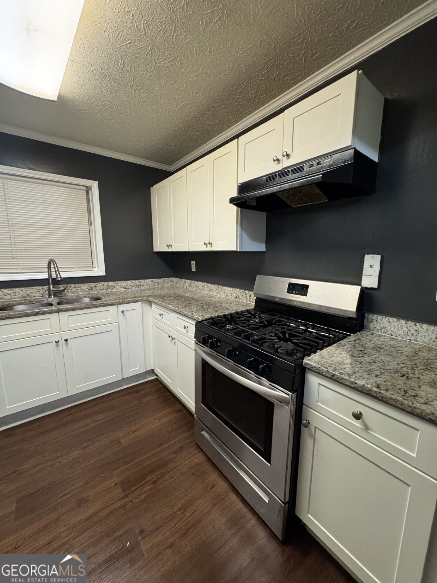 201 Augusta Drive Se Property Photo 1
