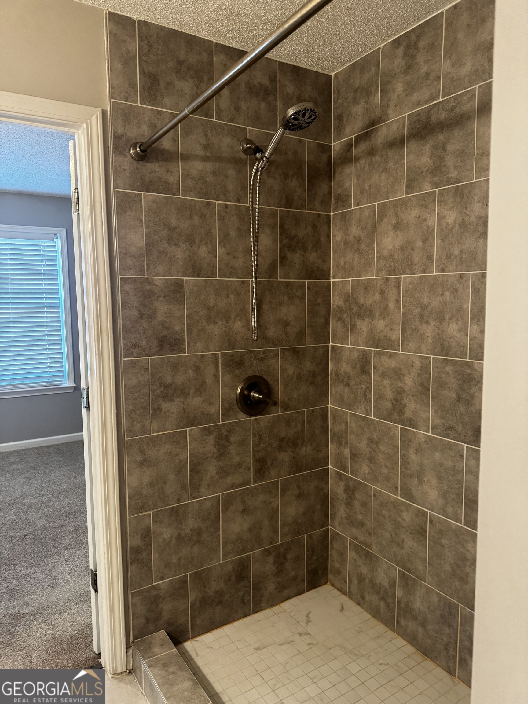 10900 Wittenridge Drive # I2 Property Photo 5