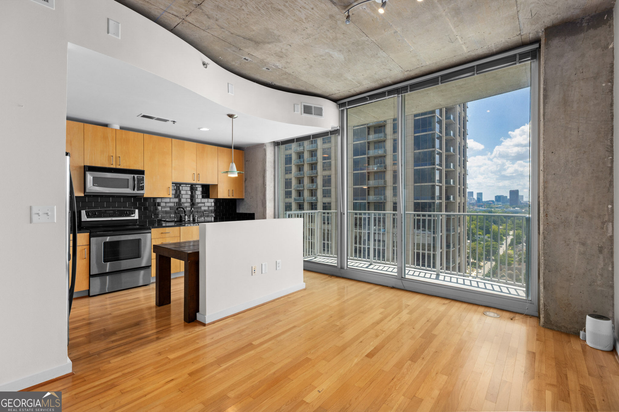 361 17th Street NW # 1709 Property Photo 1