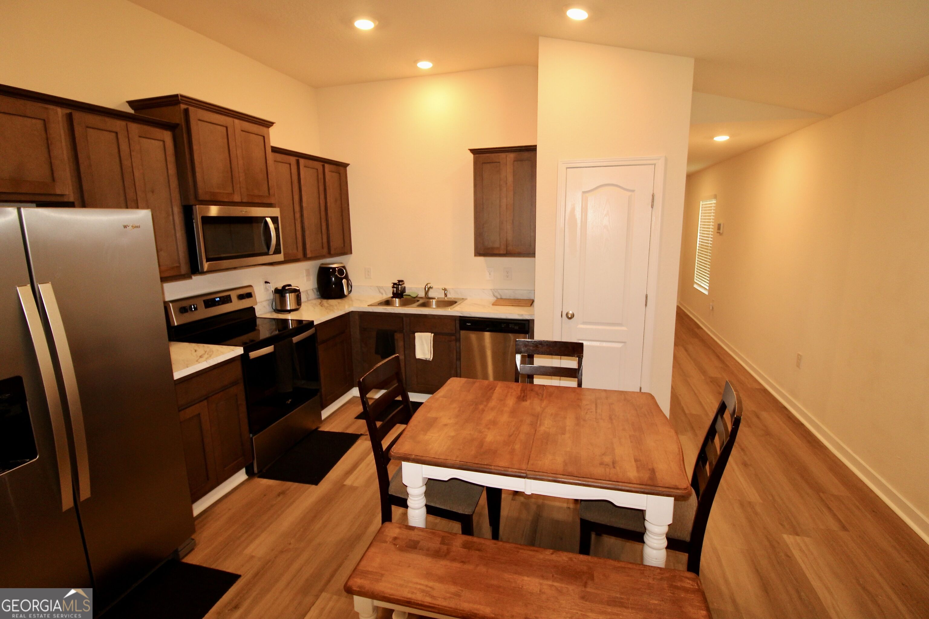 119 Teakwood Drive Property Photo 4