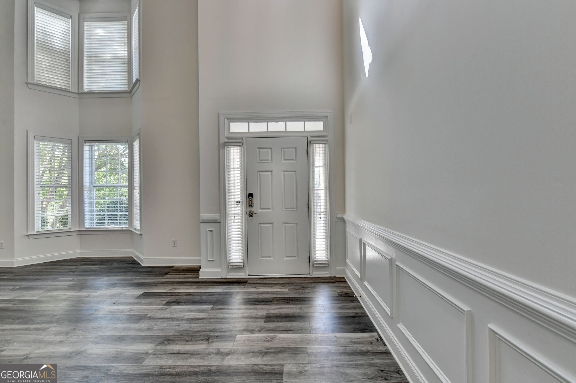 3455 E Gate Drive Property Photo 5