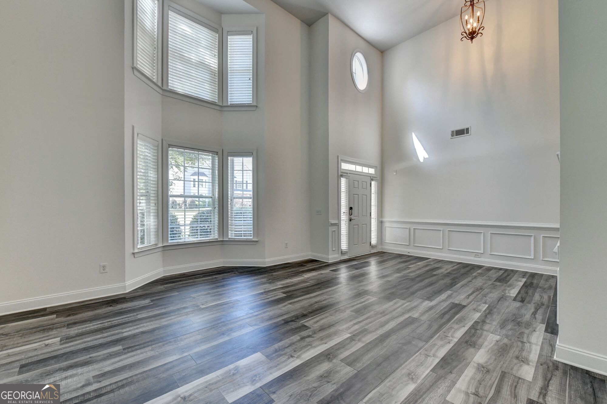 3455 E Gate Drive Property Photo 10