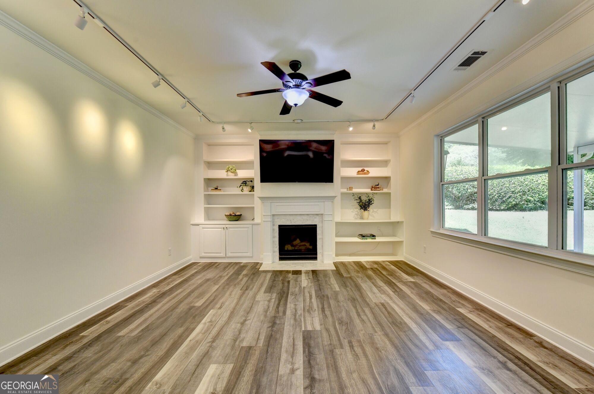 3455 E Gate Drive Property Photo 28