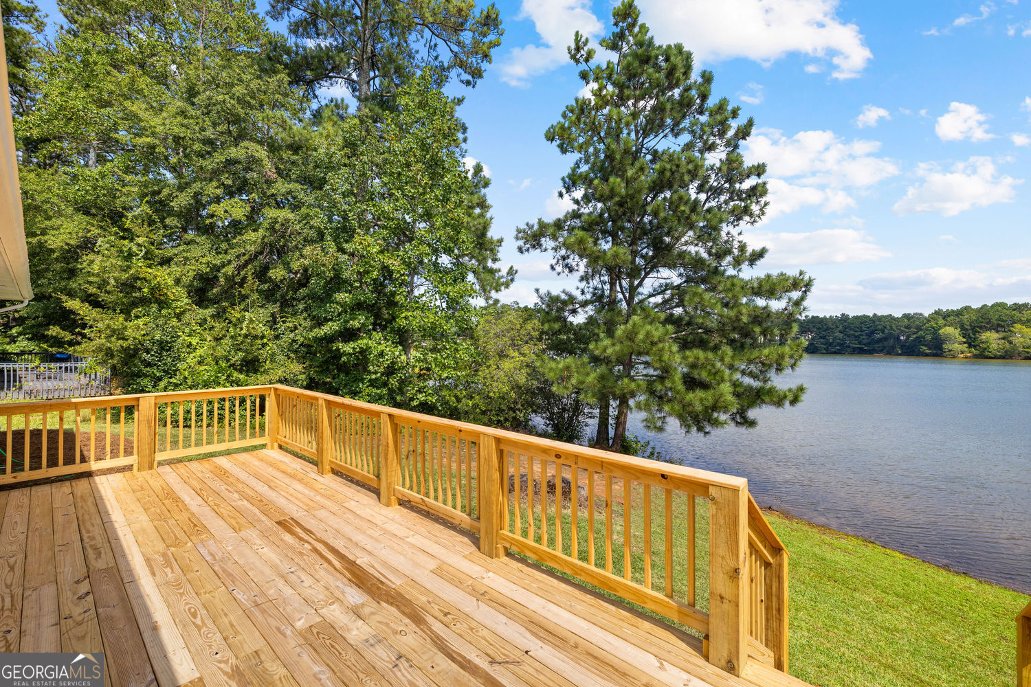 55 Lakeside Point Property Photo 48