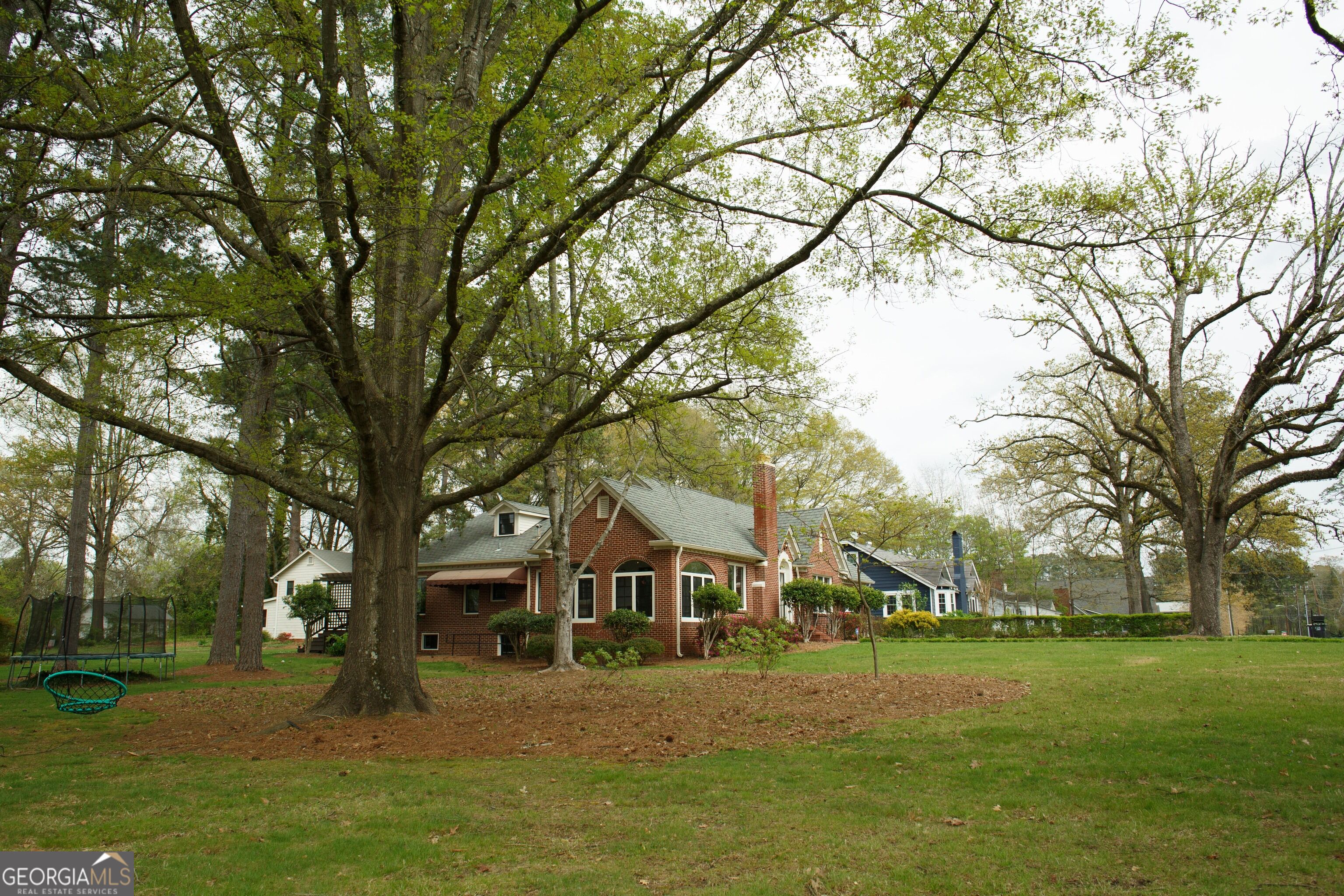 10 Robin Street Nw Property Photo 5