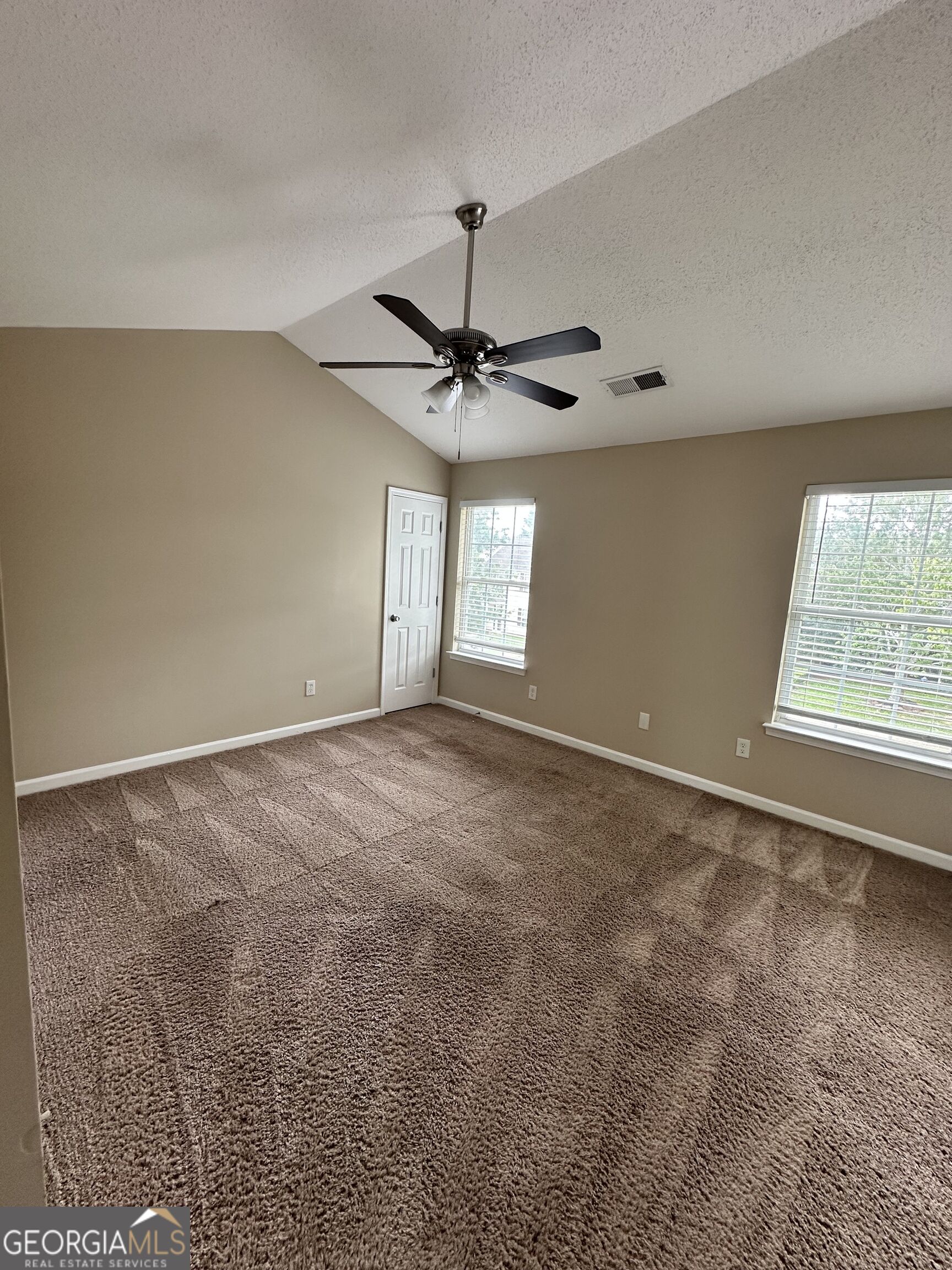 411 Kara Lane Property Photo 3