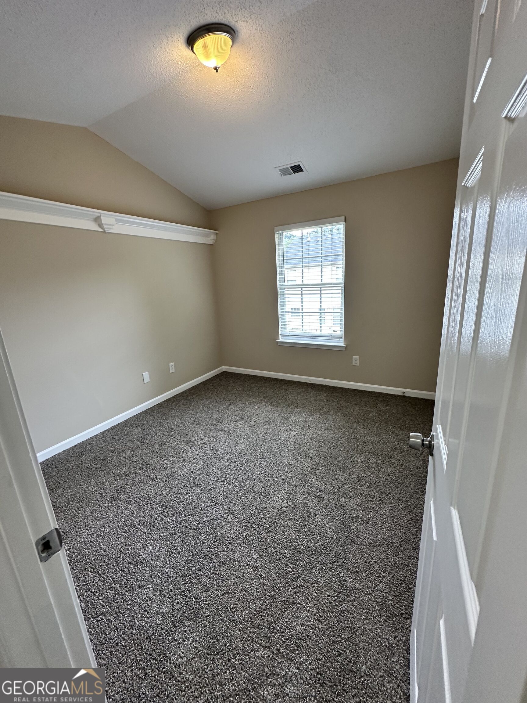 411 Kara Lane Property Photo 6