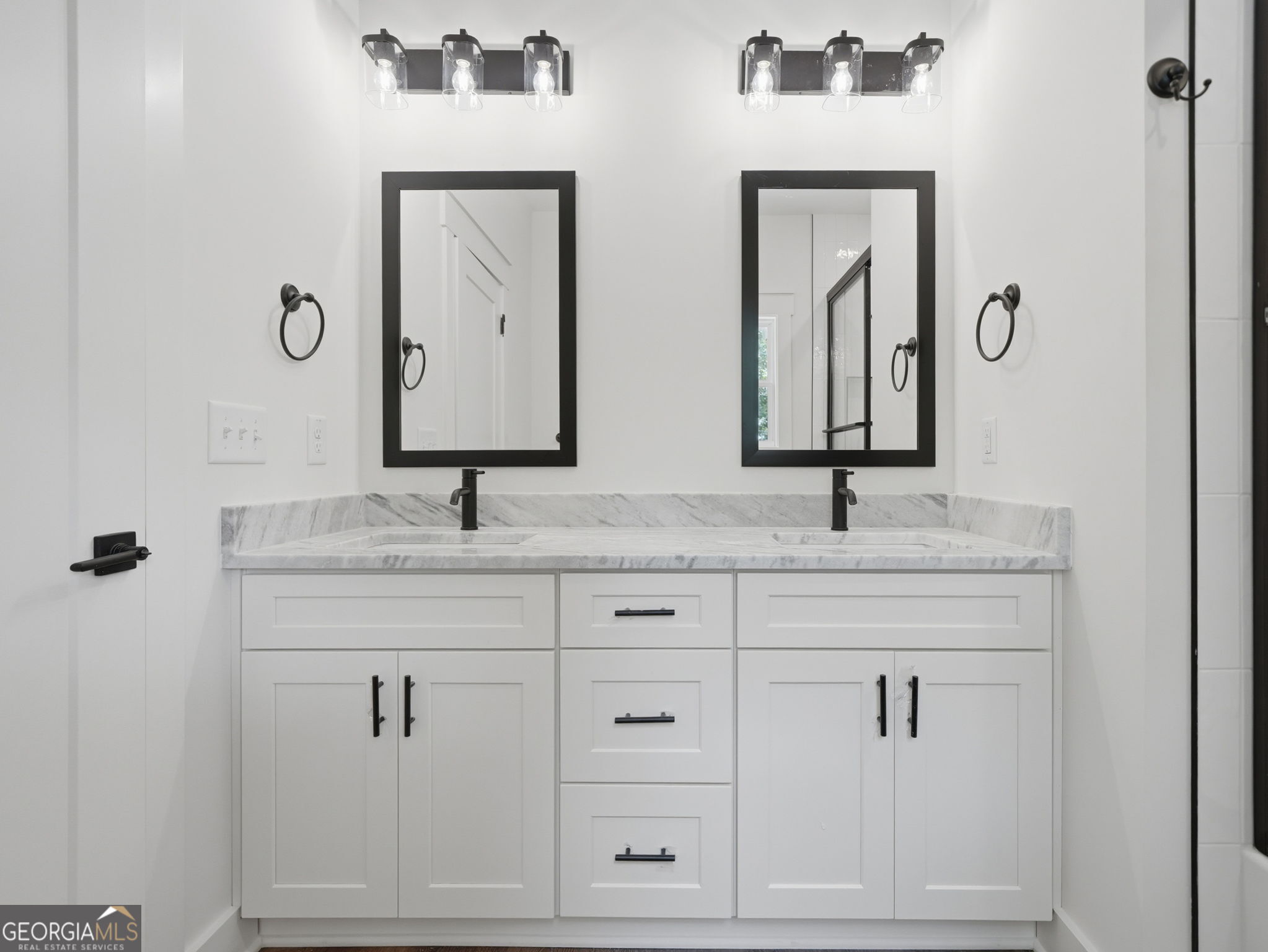 1521 Azure Lane Property Photo 8