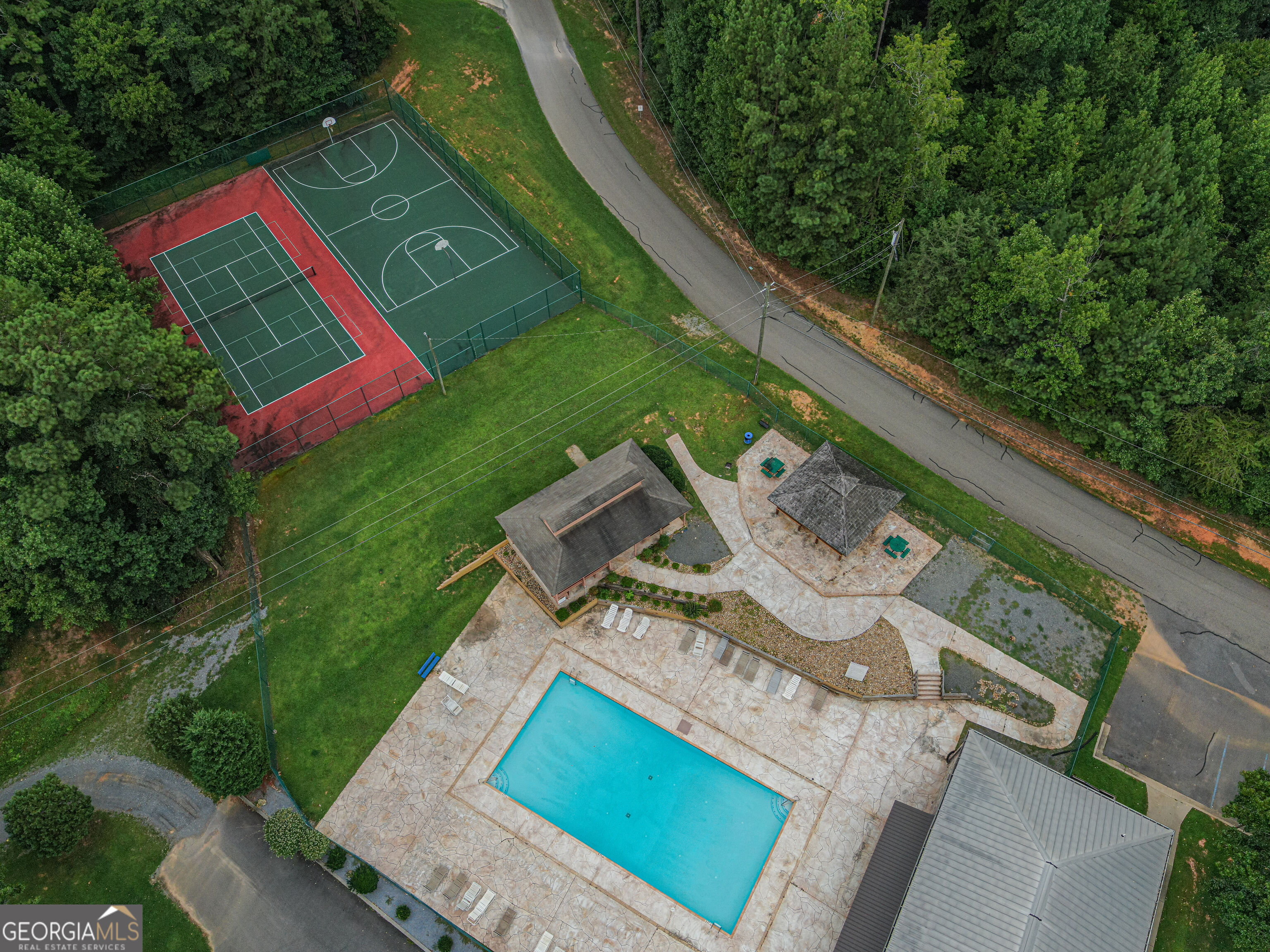 1521 Azure Lane Property Photo 25