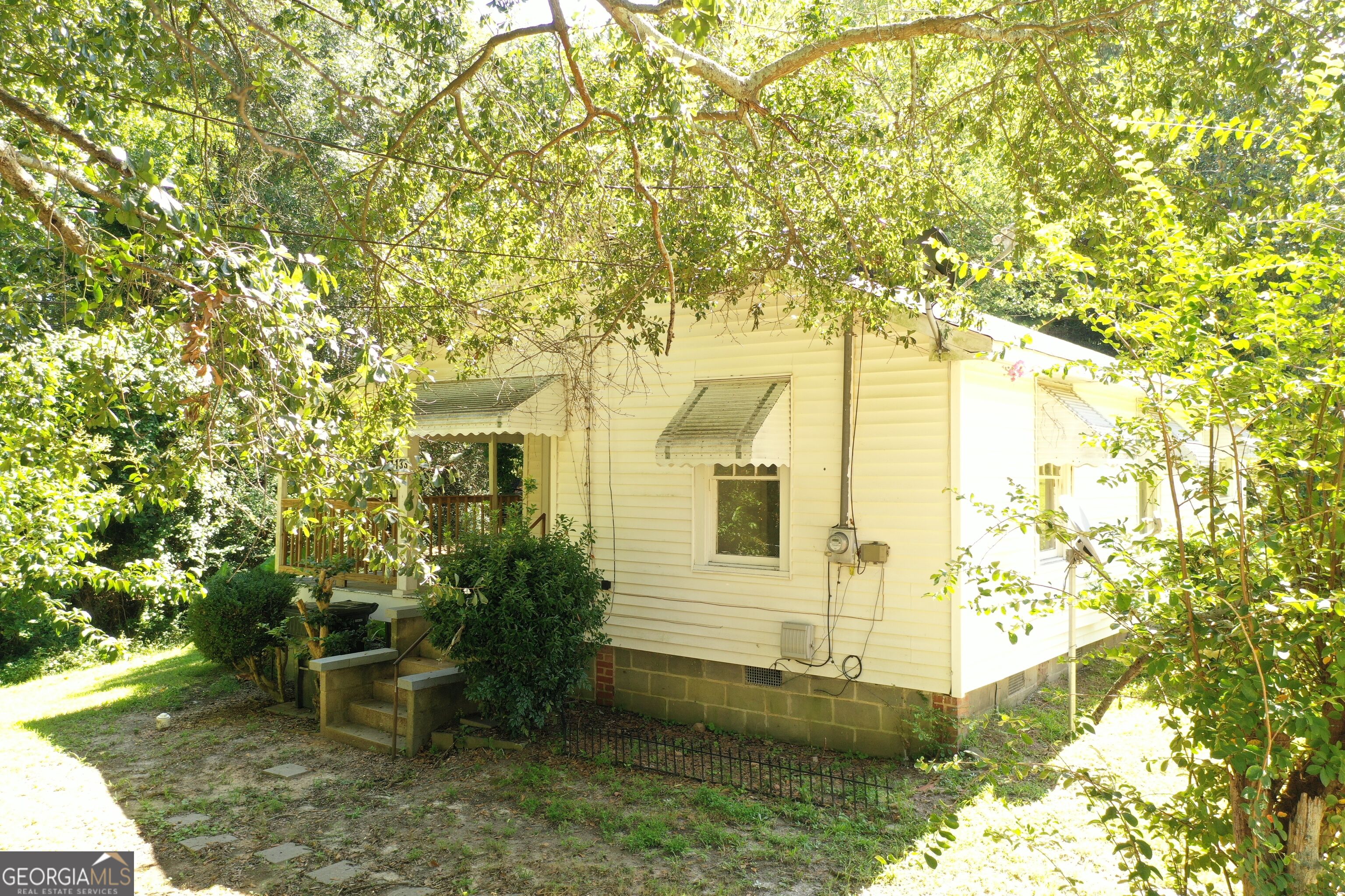 133 Avon Street Property Photo 5
