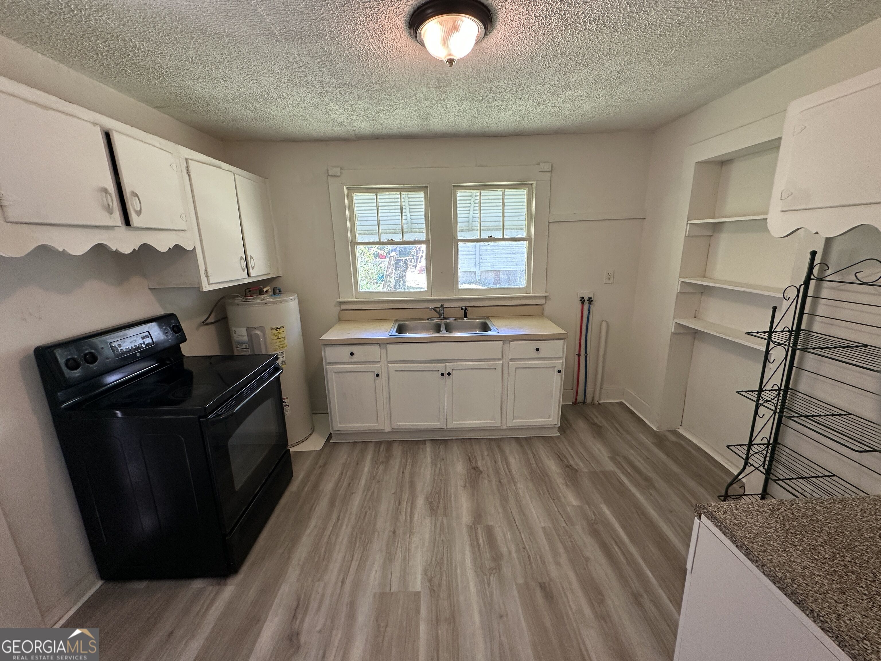 133 Avon Street Property Photo 12