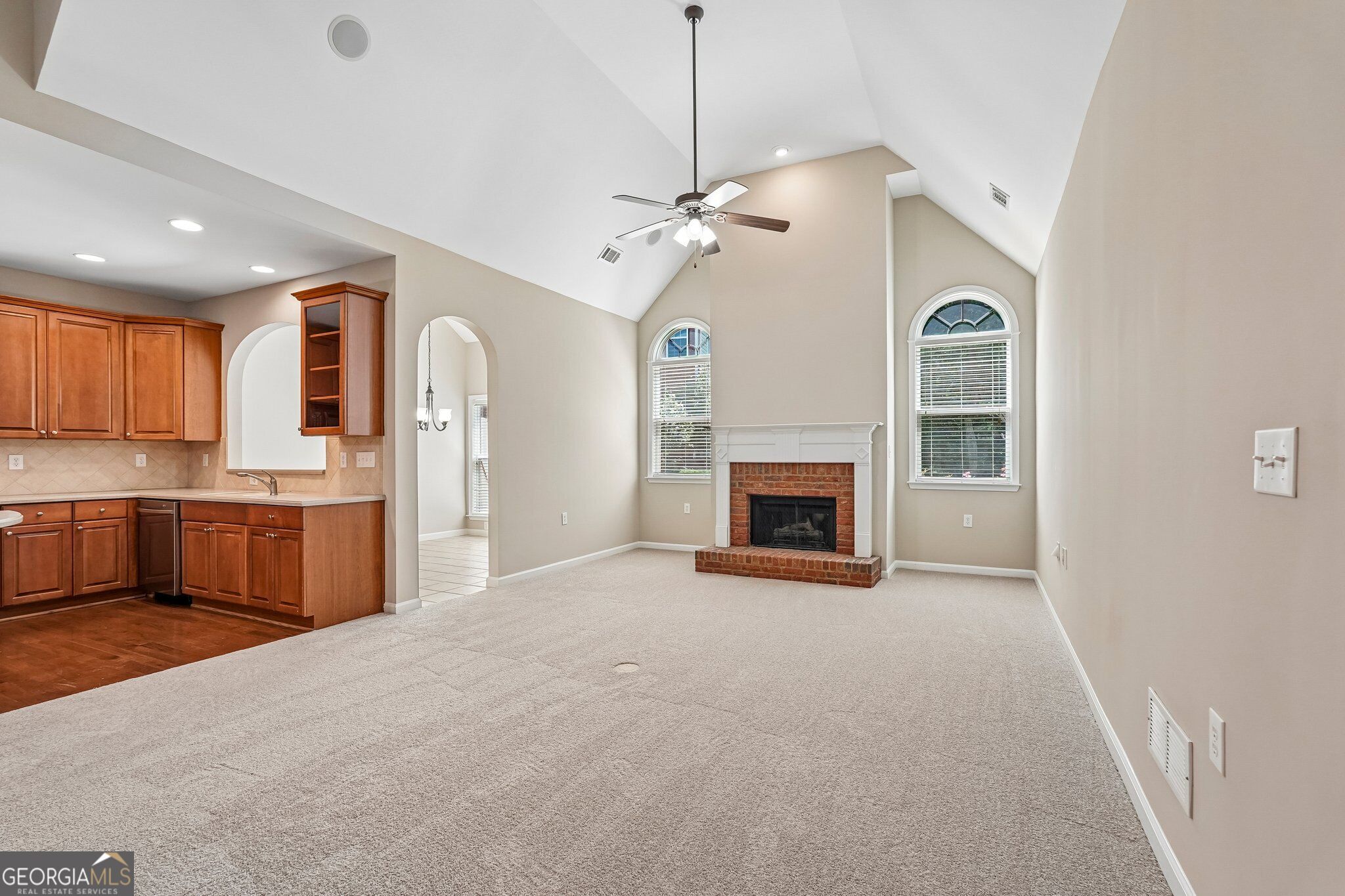 428 Brookes Walk Property Photo 8